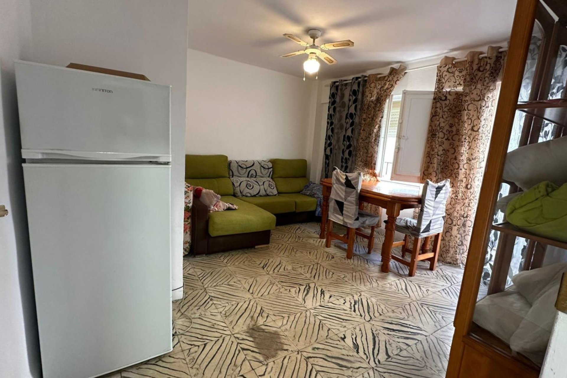 Reventa - Apartamento / piso -
Alicante - Alicante Centro