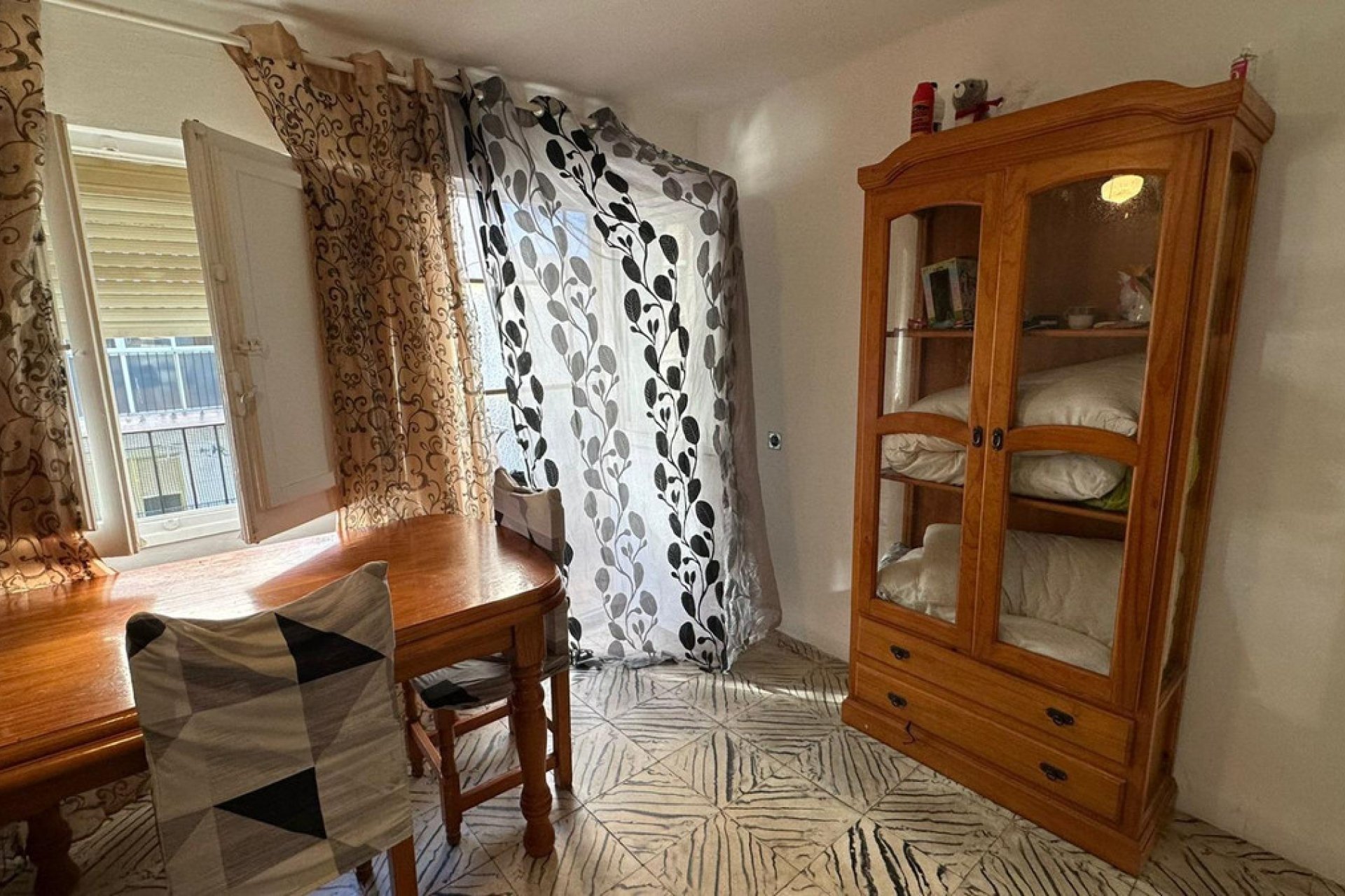 Reventa - Apartamento / piso -
Alicante - Alicante Centro