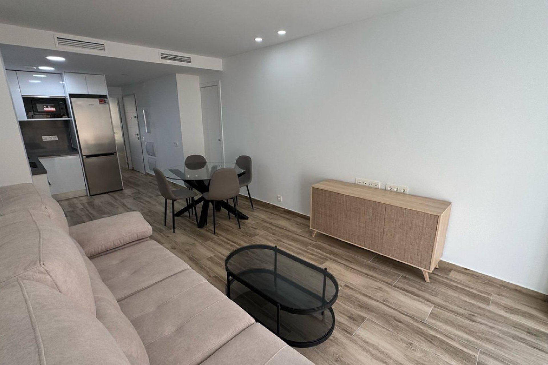 Reventa - Apartamento / piso -
Alicante - Alicante Centro