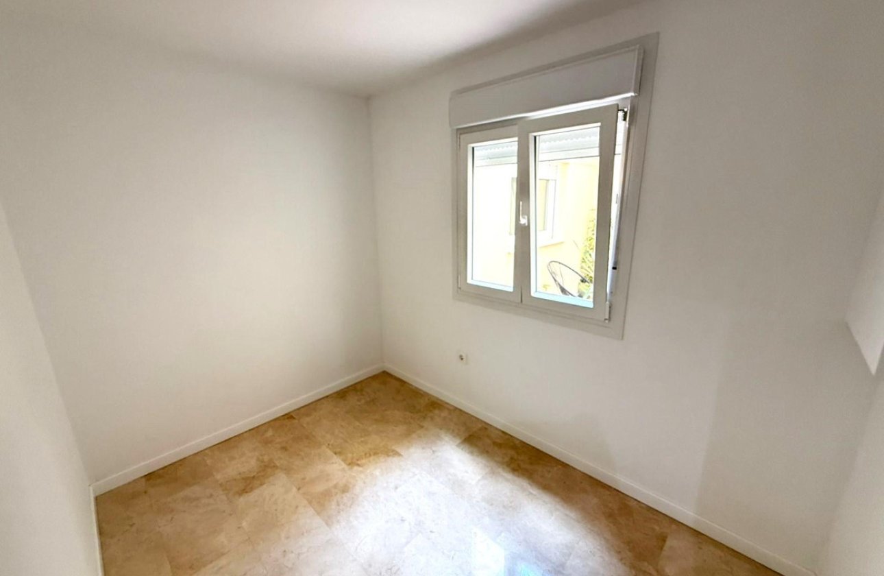 Reventa - Apartamento / piso -
Alicante - Alicante Centro