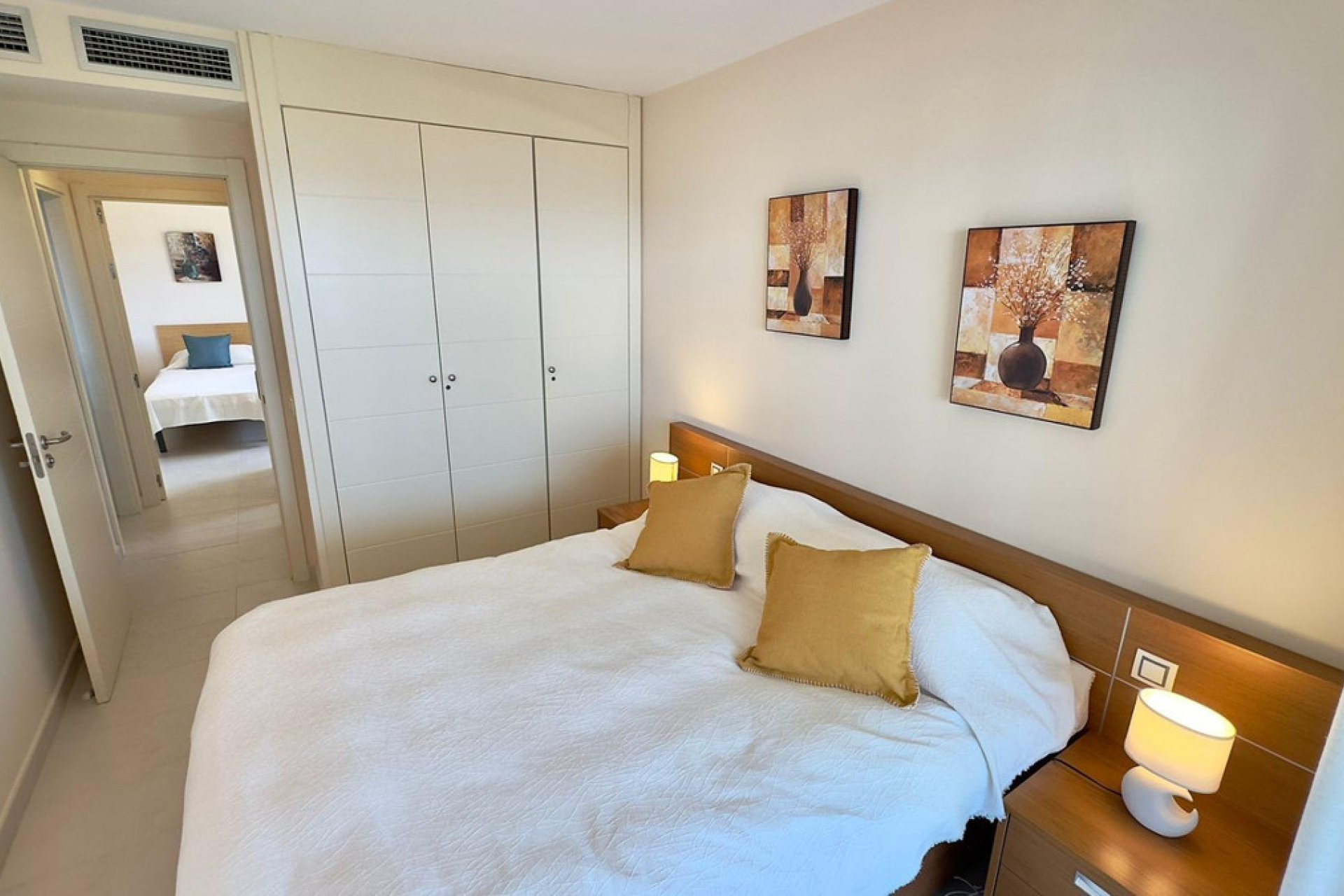 Reventa - Apartamento / piso -
Benidorm - Benidorm Centro