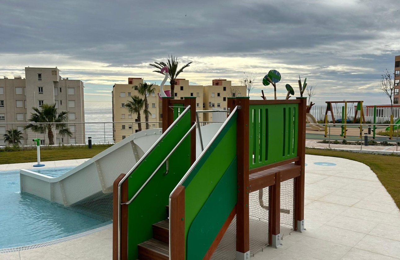 Reventa - Apartamento / piso -
Benidorm - Benidorm Centro