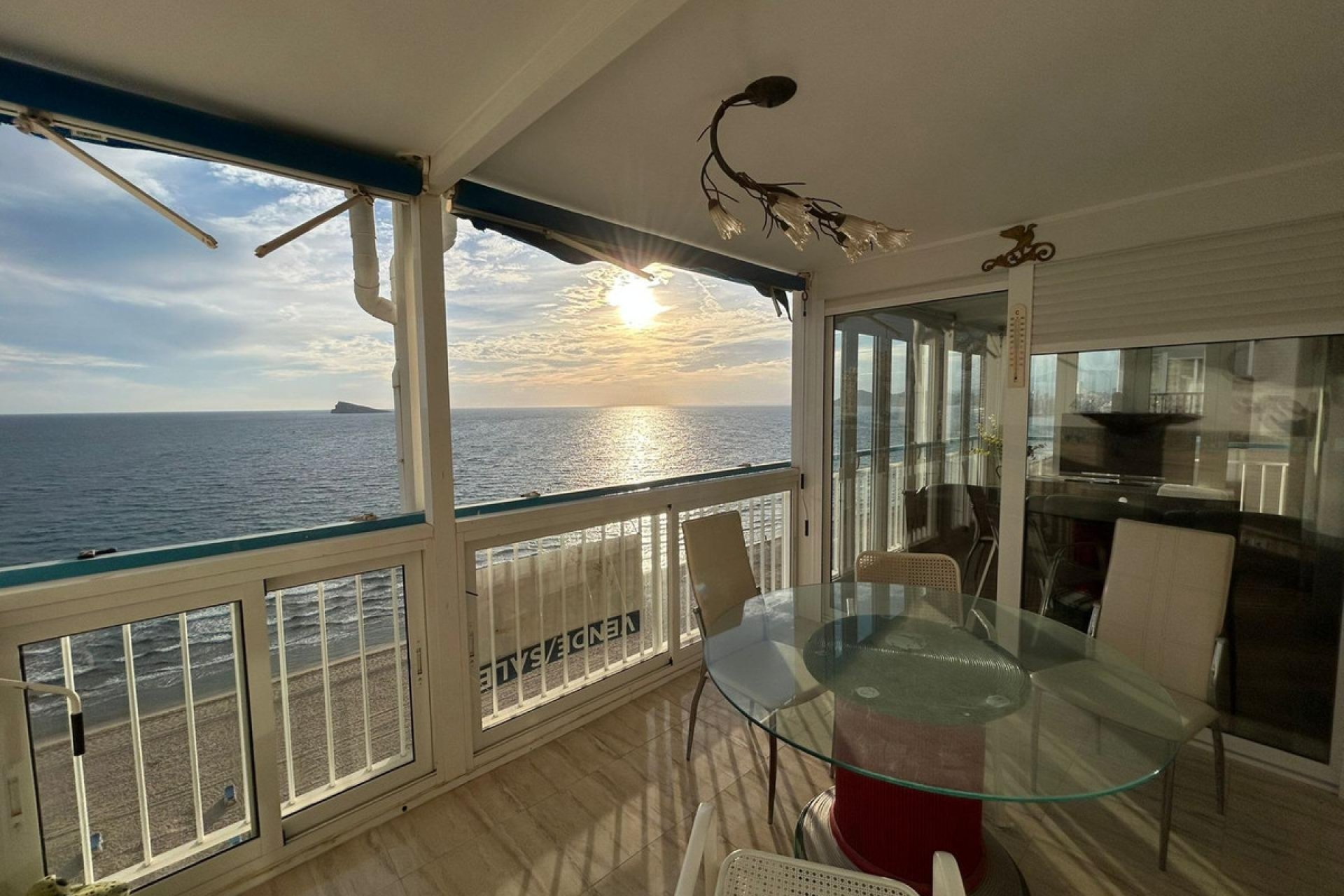 Reventa - Apartamento / piso -
Benidorm - Benidorm Centro