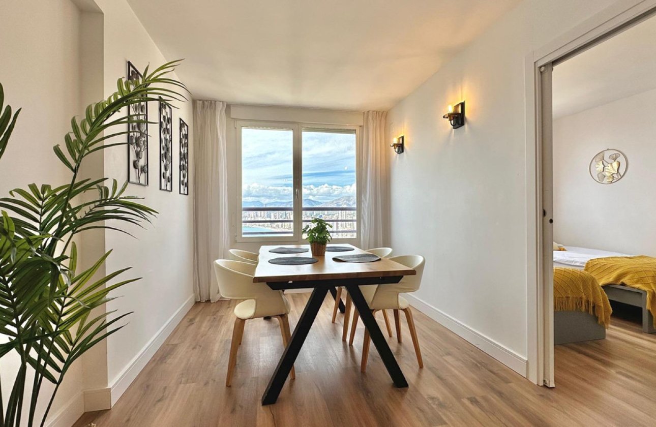 Reventa - Apartamento / piso -
Benidorm - Benidorm Centro