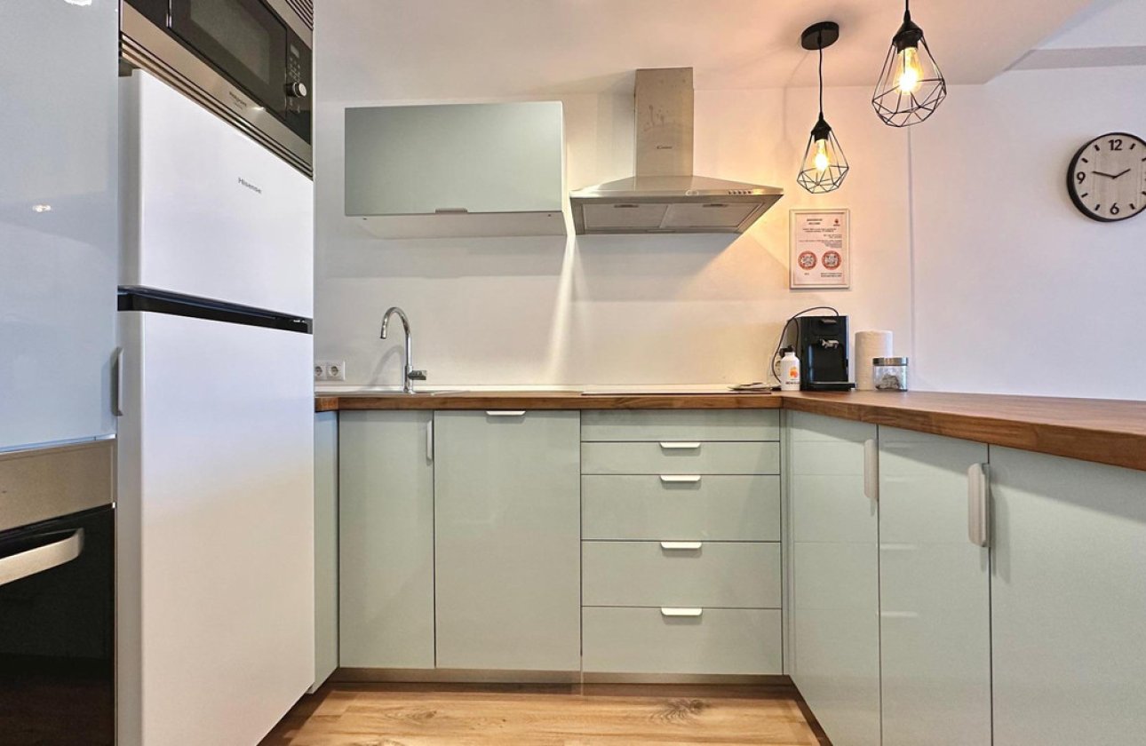 Reventa - Apartamento / piso -
Benidorm - Benidorm Centro