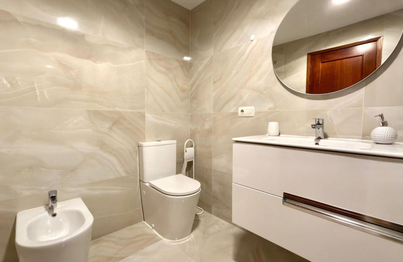 Reventa - Apartamento / piso -
Benidorm - Benidorm Centro