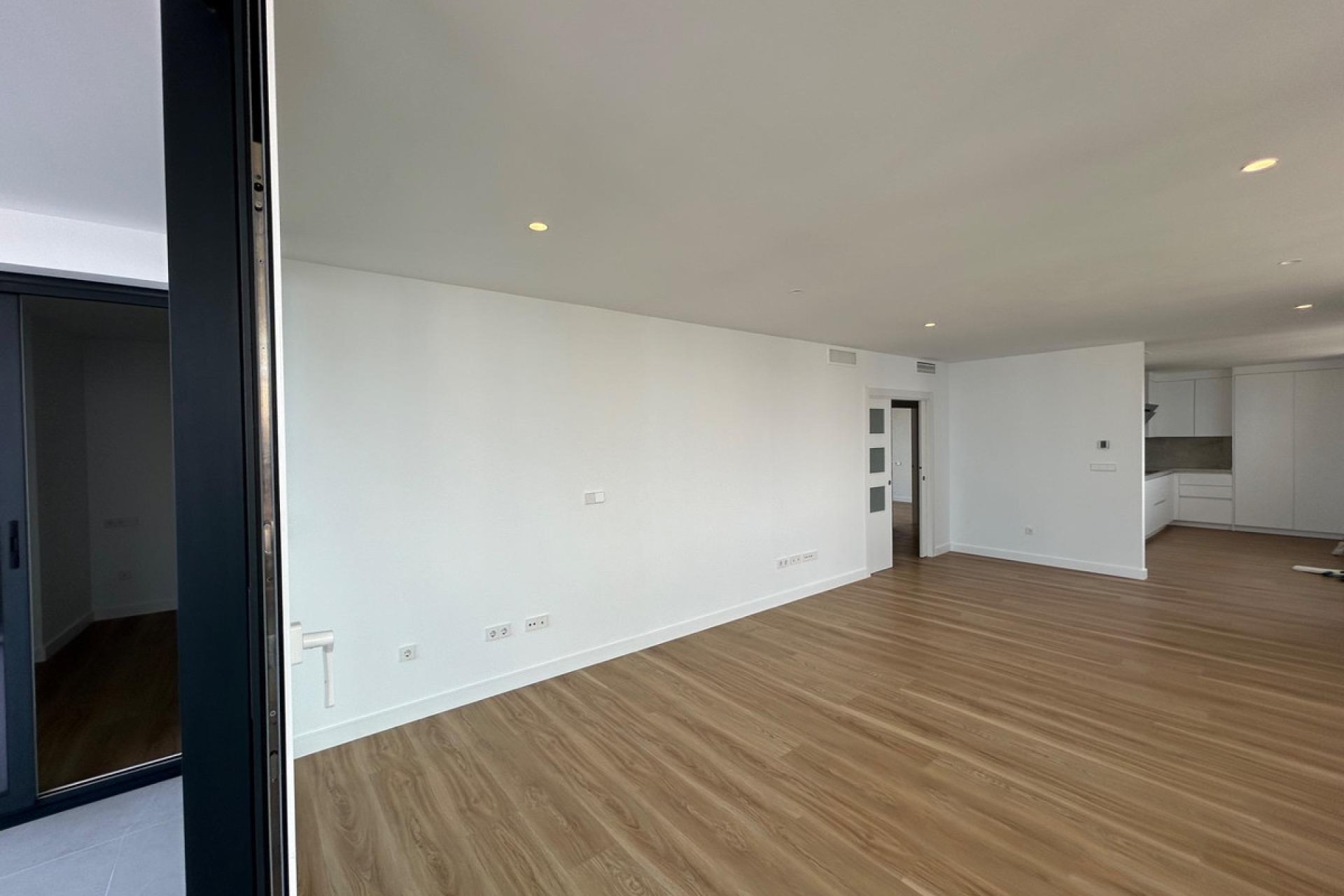 Reventa - Apartamento / piso -
Benidorm - Benidorm Centro