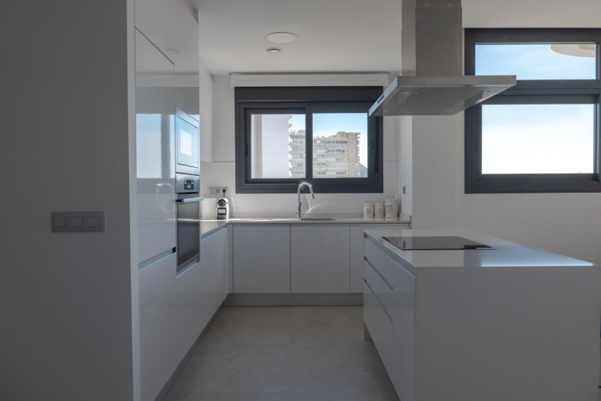 Reventa - Apartamento / piso -
Benidorm - Benidorm Centro