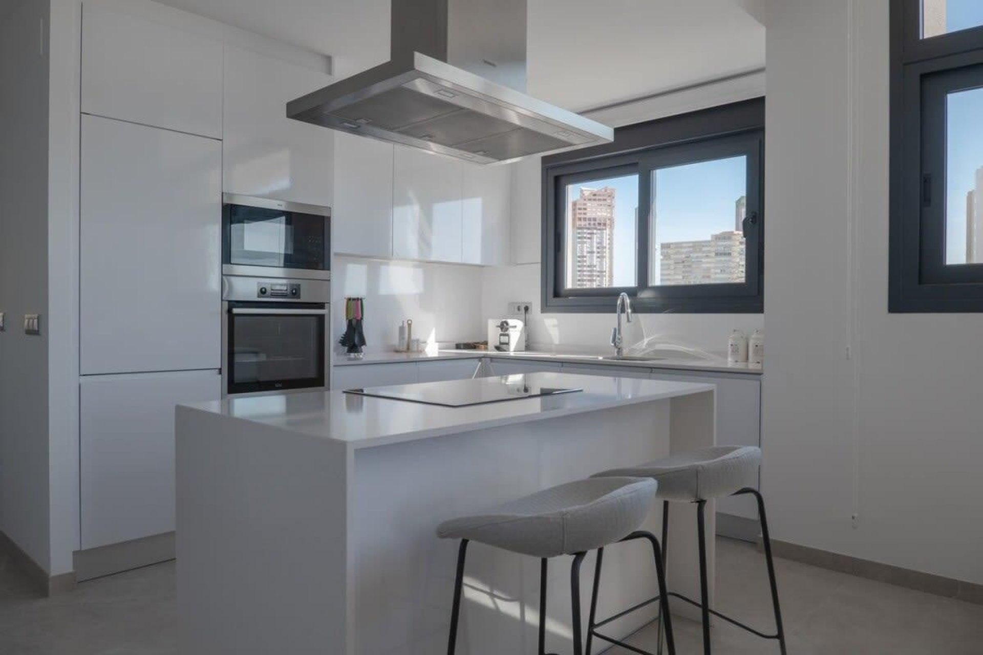 Reventa - Apartamento / piso -
Benidorm - Benidorm Centro