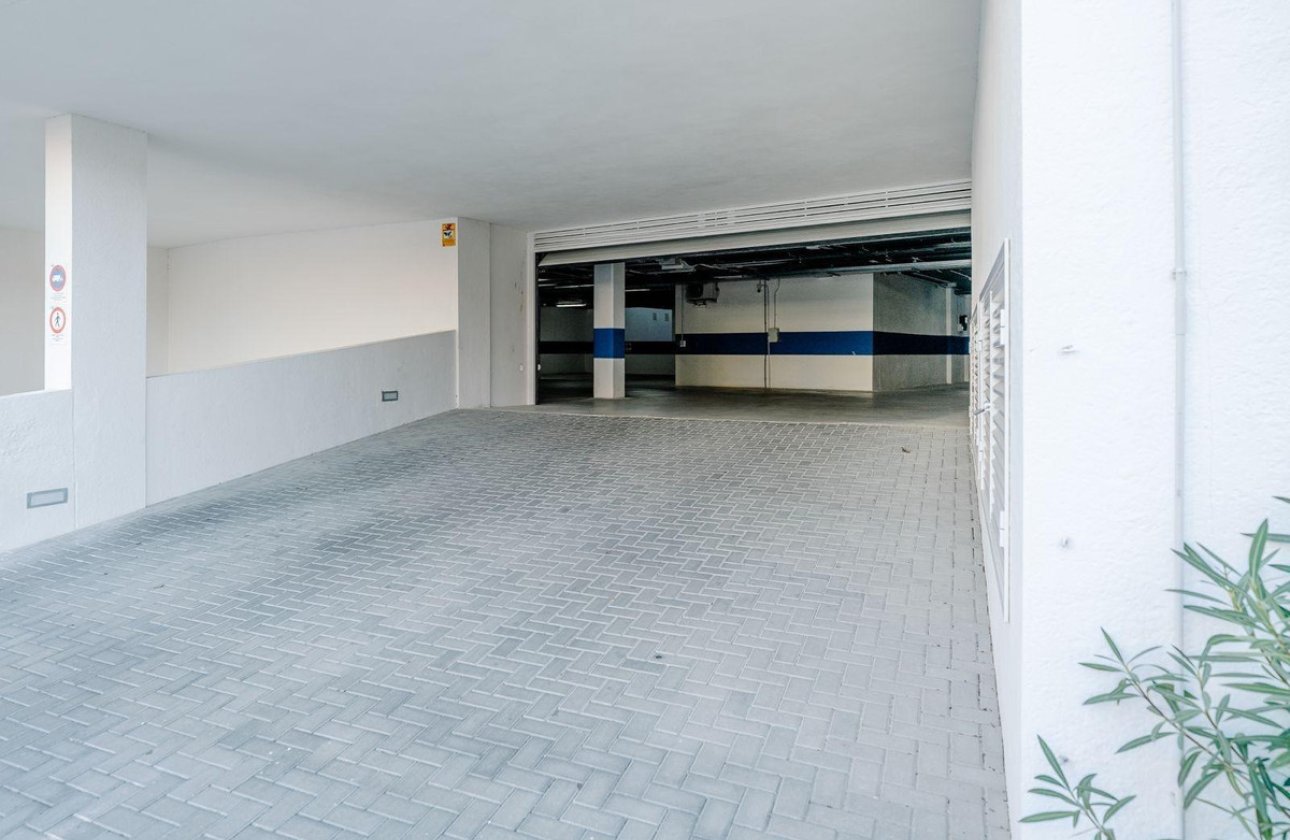 Reventa - Apartamento / piso -
Benidorm - Benidorm Centro