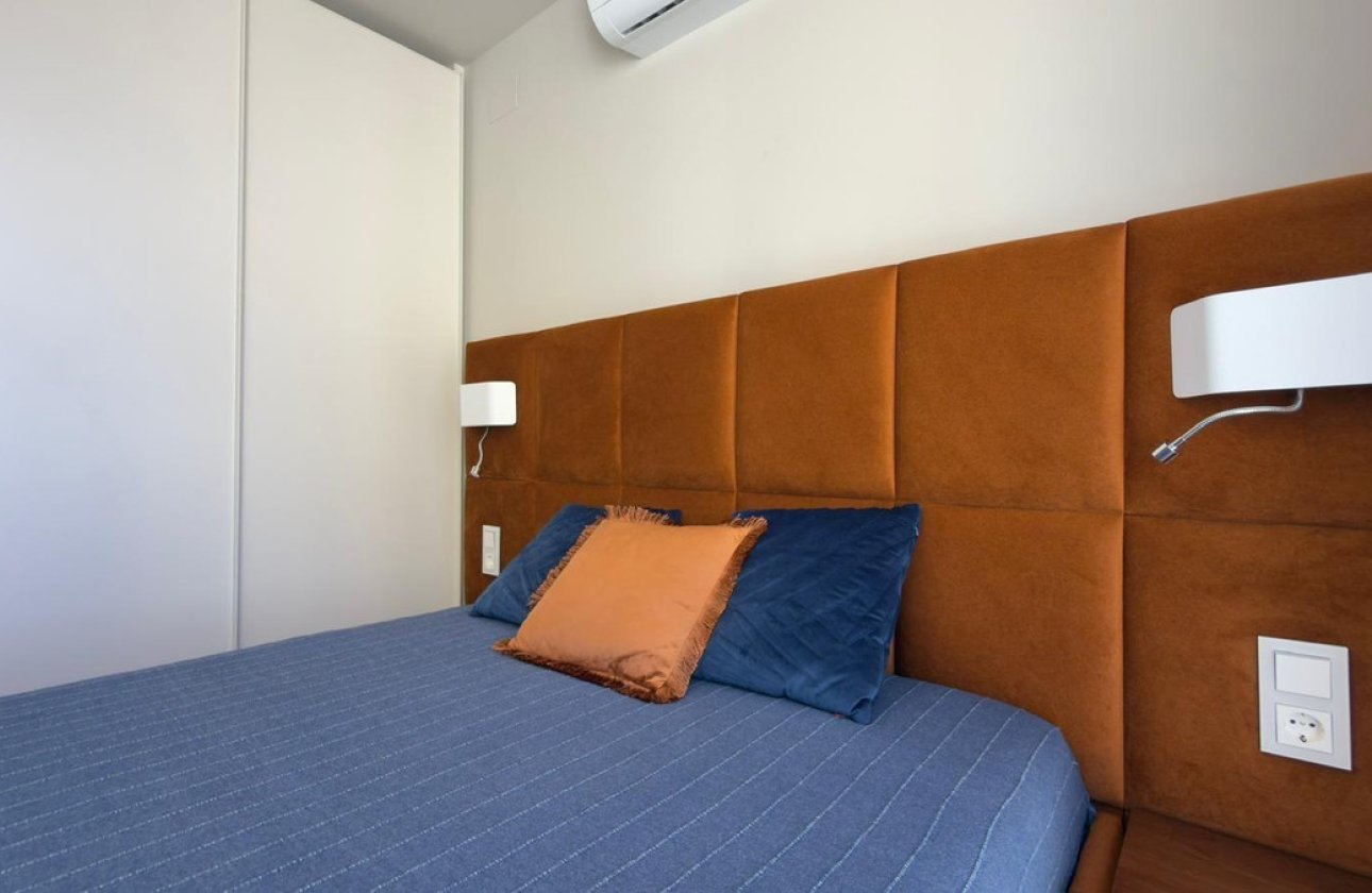 Reventa - Apartamento / piso -
Benidorm - Benidorm Centro