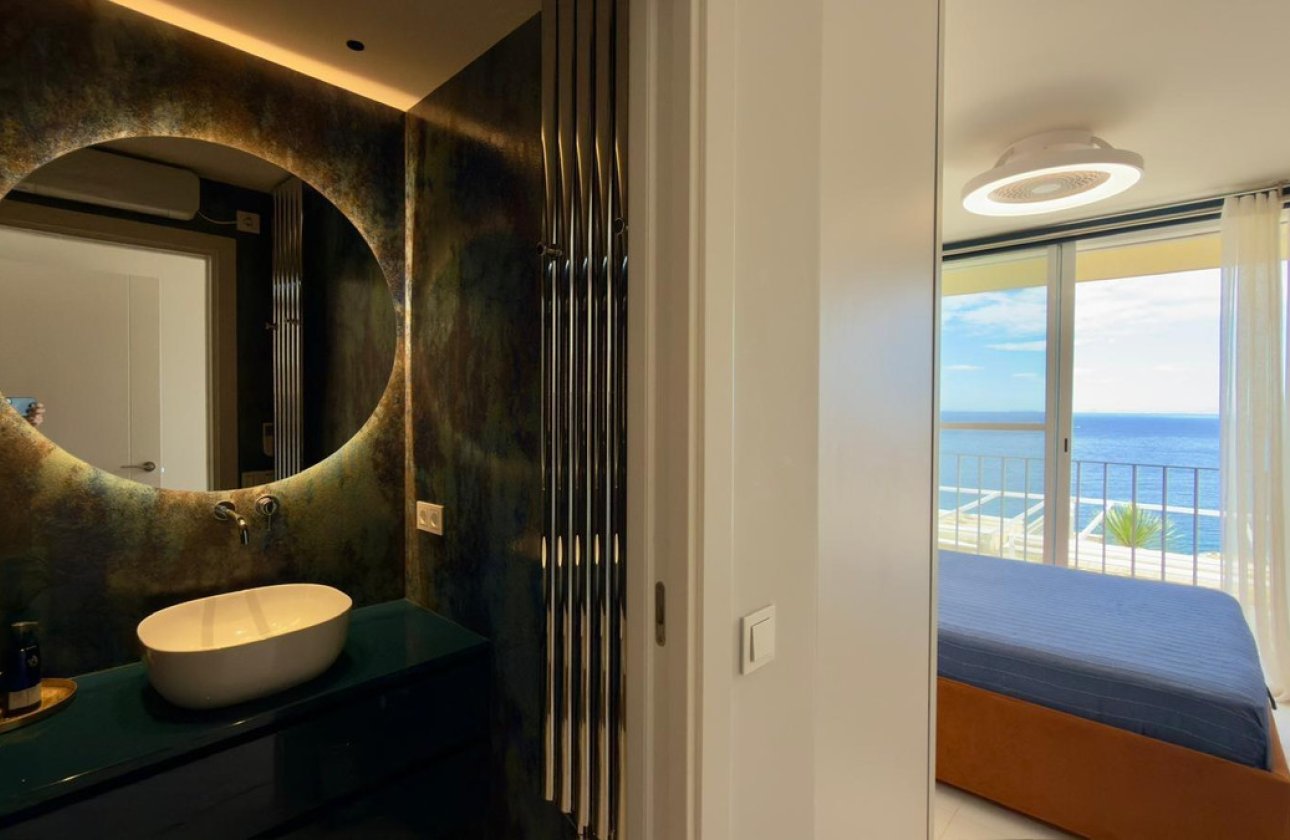 Reventa - Apartamento / piso -
Benidorm - Benidorm Centro