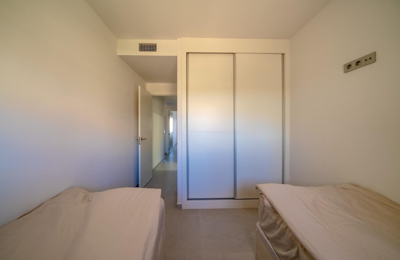 Reventa - Apartamento / piso -
Benidorm - Benidorm Centro