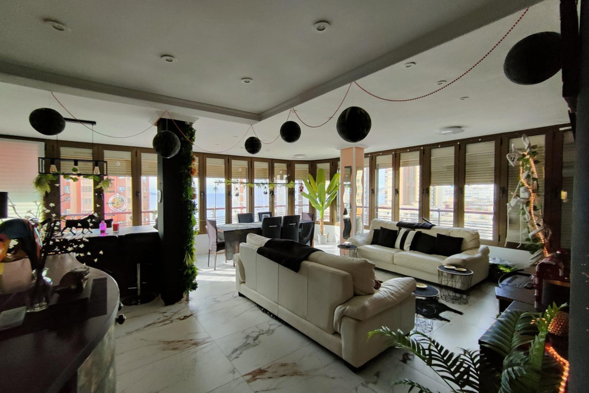 Reventa - Apartamento / piso -
Benidorm - Benidorm Centro