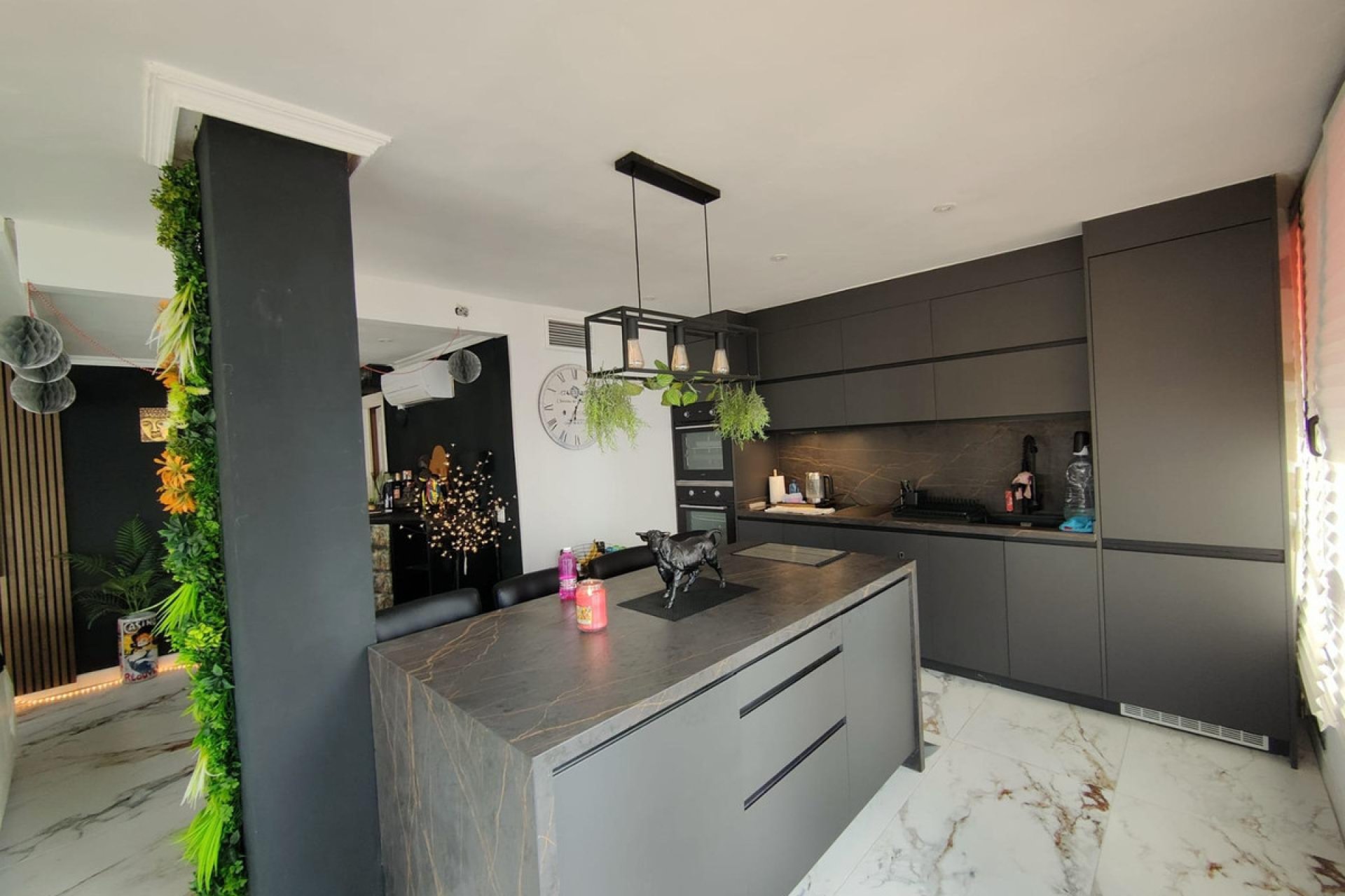 Reventa - Apartamento / piso -
Benidorm - Benidorm Centro