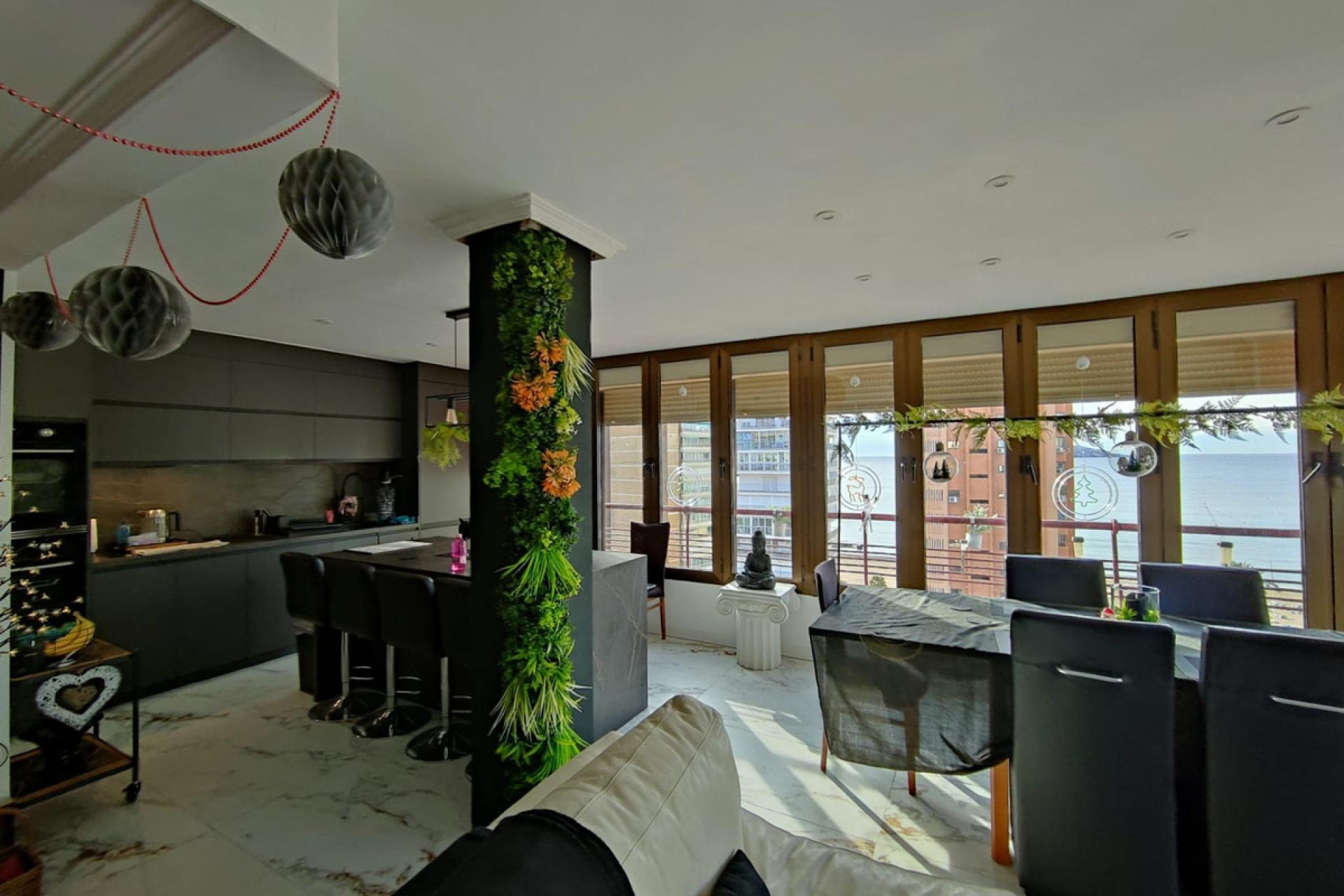 Reventa - Apartamento / piso -
Benidorm - Benidorm Centro