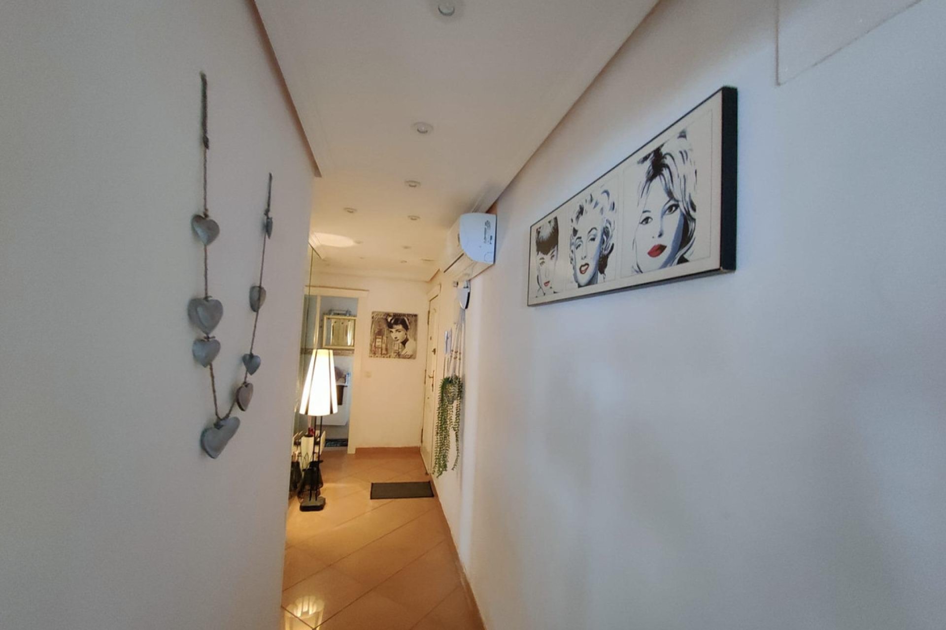 Reventa - Apartamento / piso -
Benidorm - Benidorm Centro