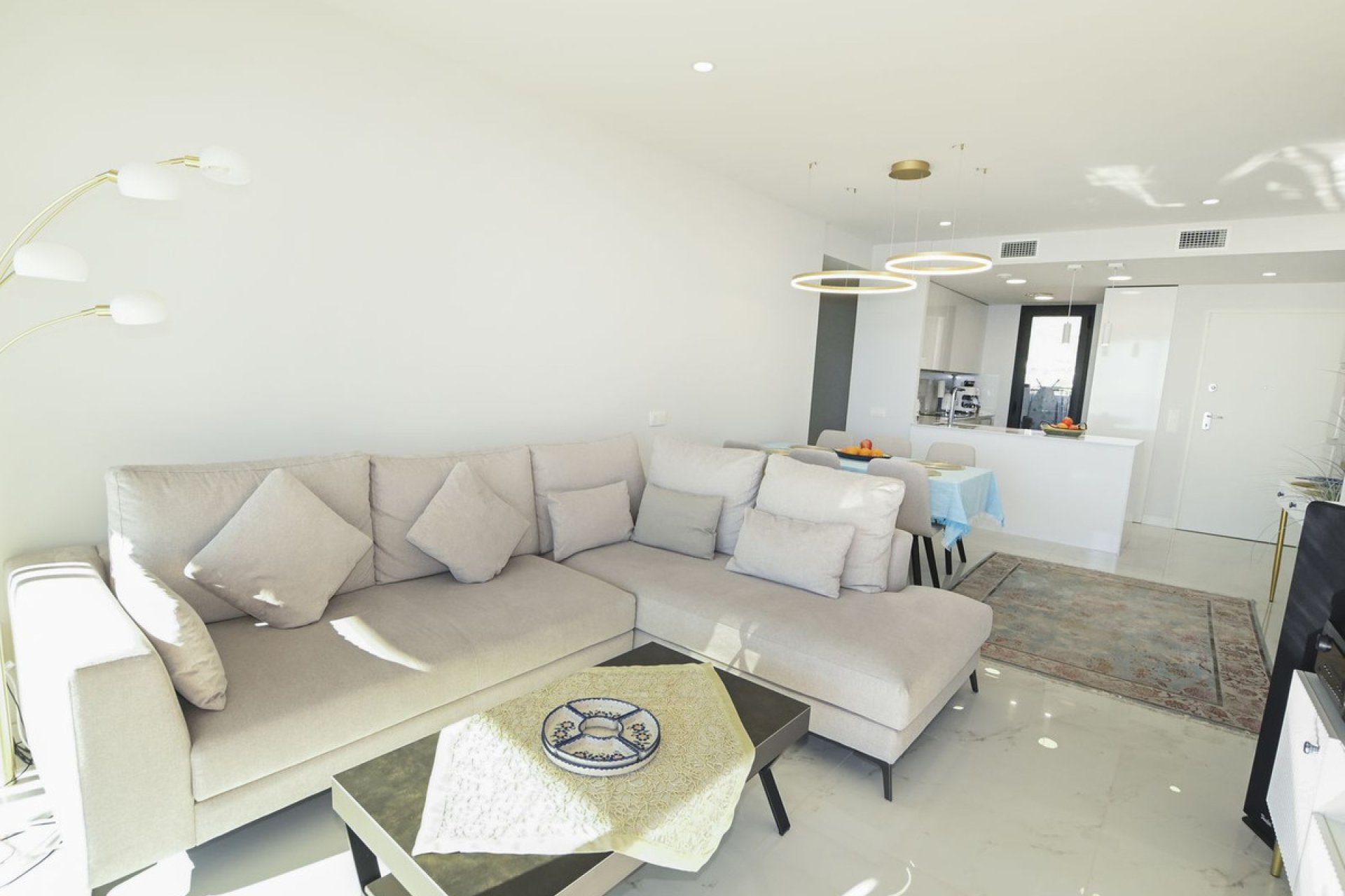 Reventa - Apartamento / piso -
Benidorm - Benidorm Centro