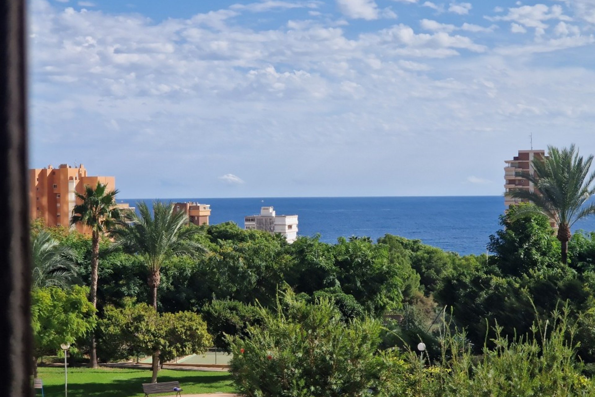 Reventa - Apartamento / piso -
Benidorm - Benidorm Centro