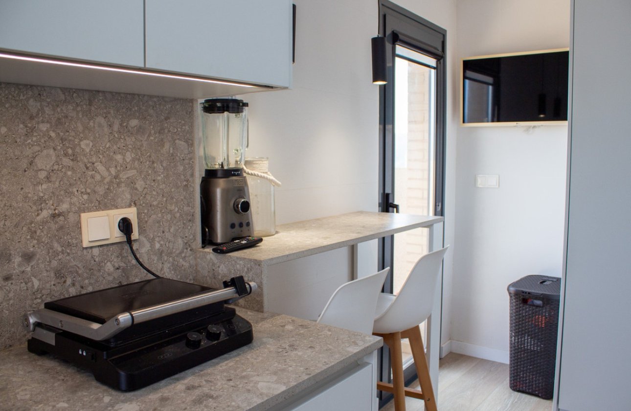 Reventa - Apartamento / piso -
Benidorm - Benidorm Centro