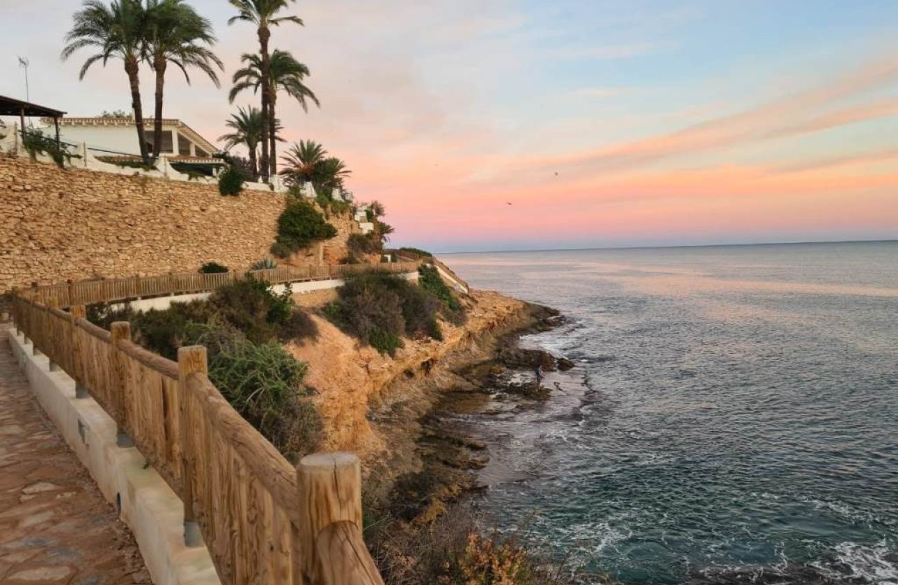 Reventa - Apartamento / piso -
Campoamor