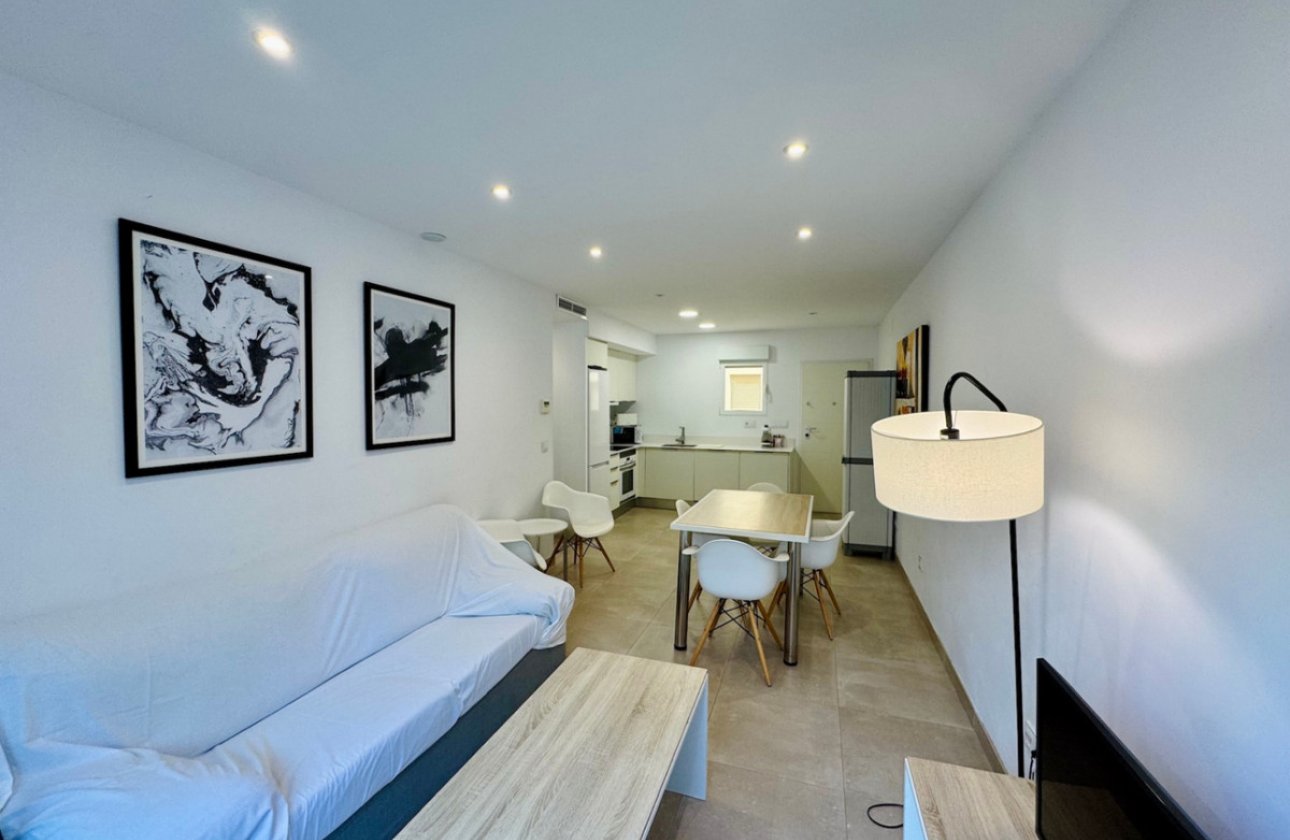 Reventa - Apartamento / piso -
Denia - Denia Centro