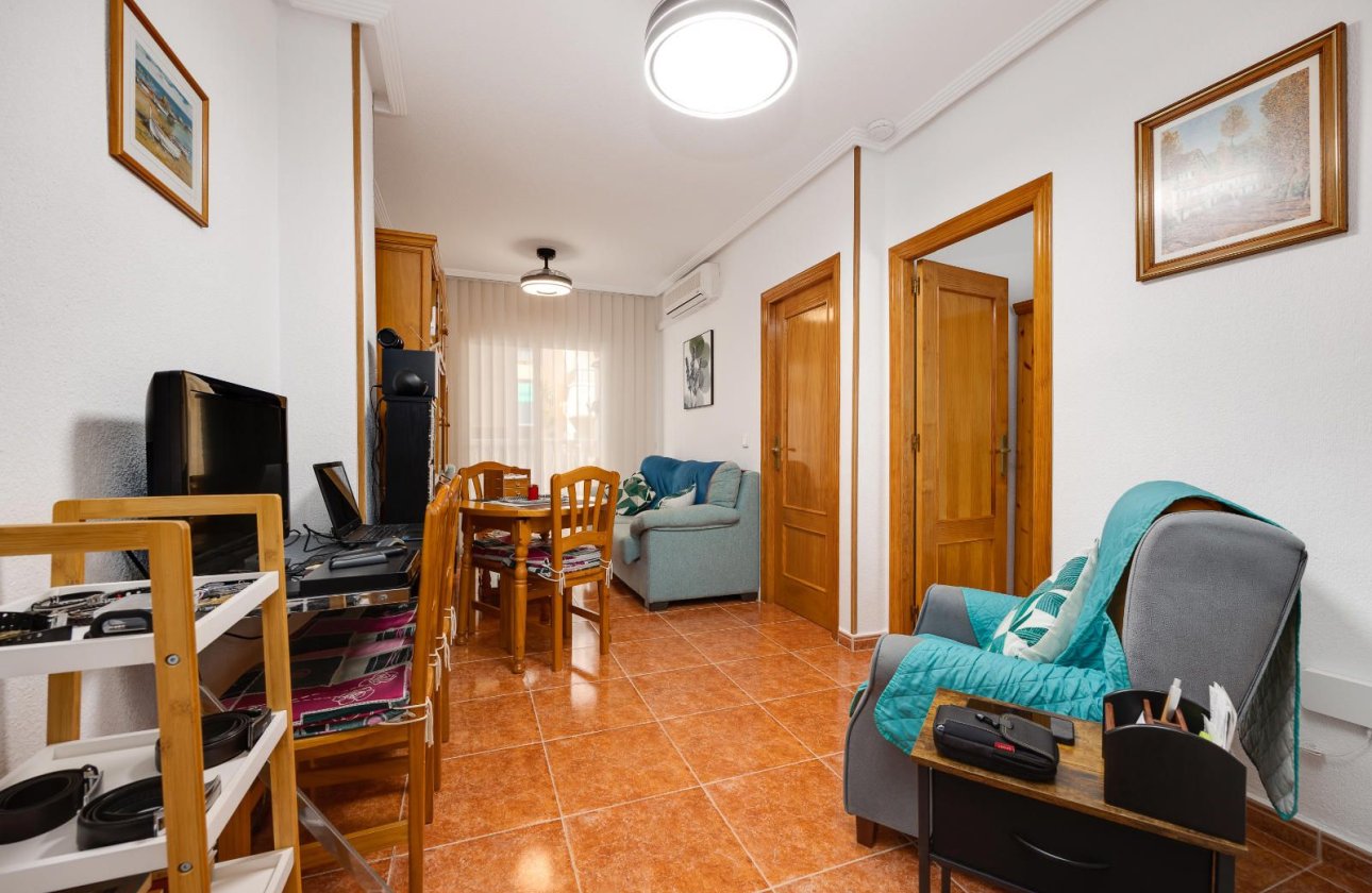 Reventa - Apartamento / piso -
Guardamar del Segura - Guardamar Centro