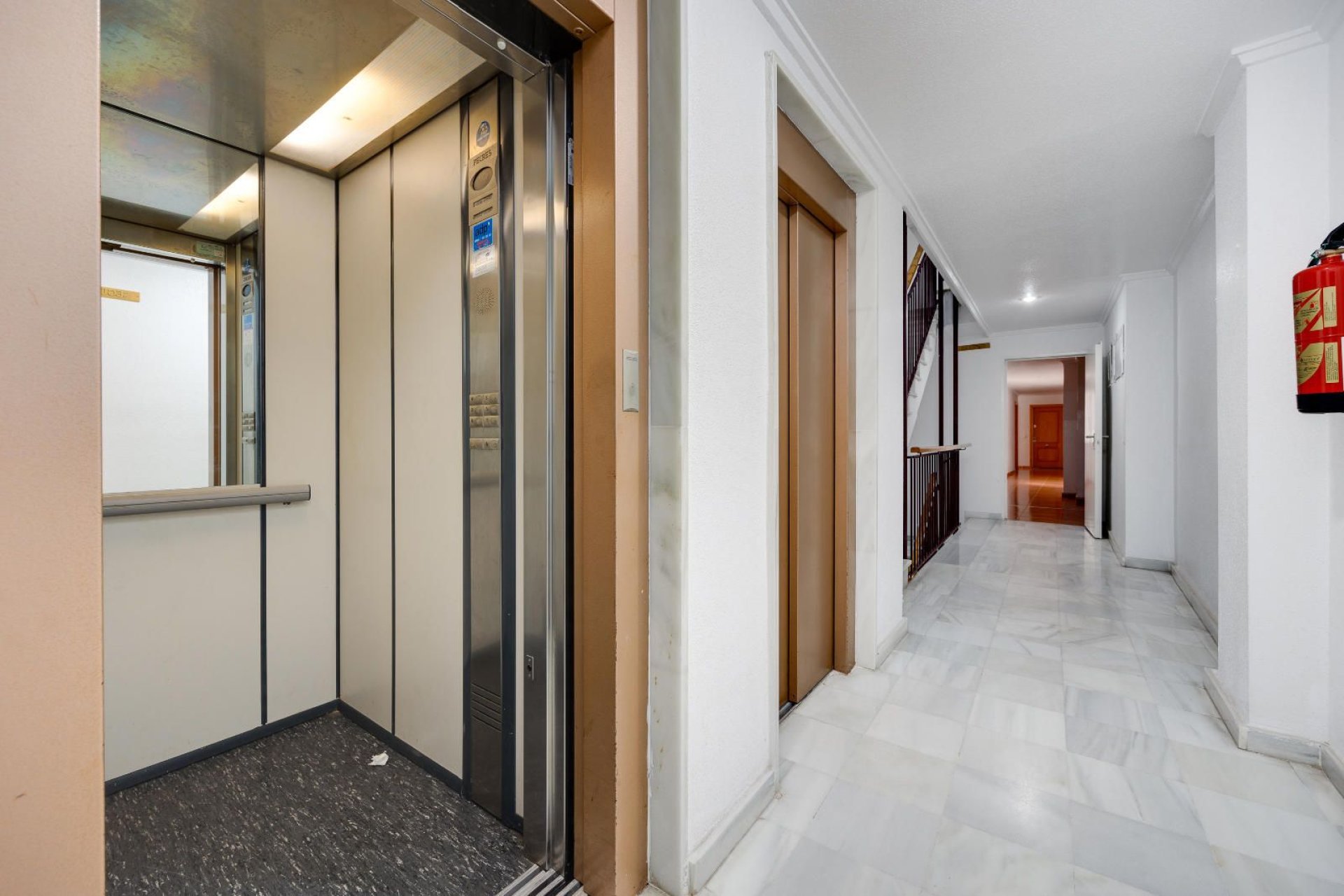 Reventa - Apartamento / piso -
Guardamar del Segura - Guardamar Centro