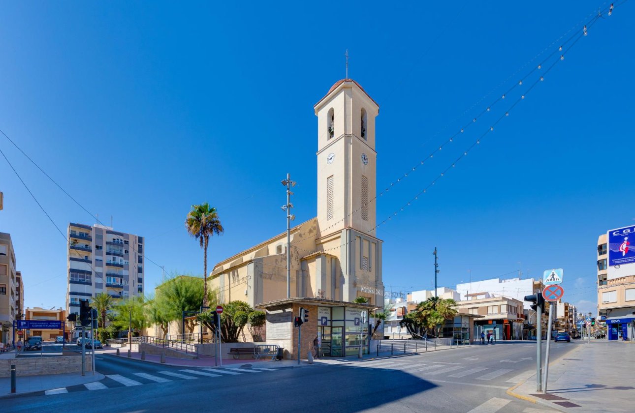 Reventa - Apartamento / piso -
Guardamar del Segura - Guardamar Centro