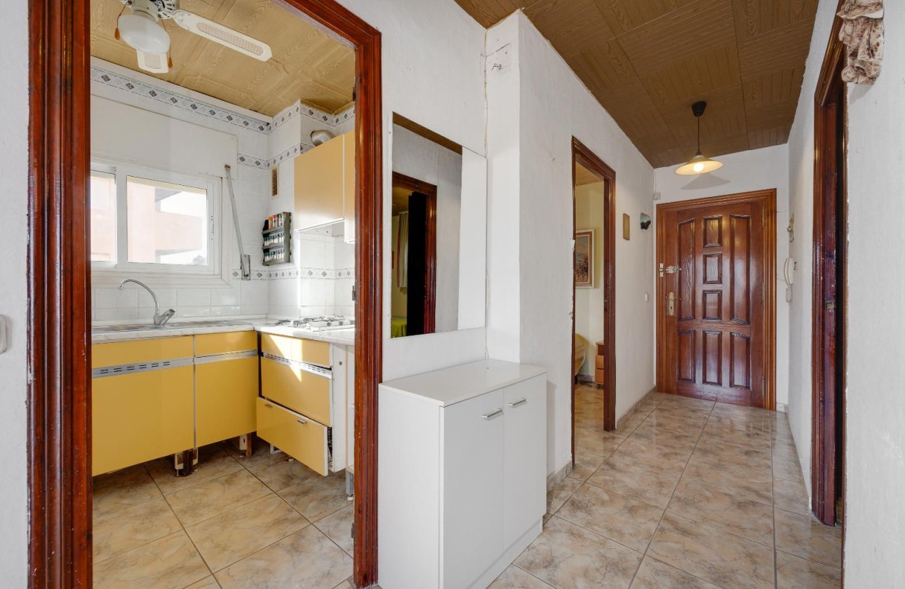 Reventa - Apartamento / piso -
Guardamar del Segura - Pinomar