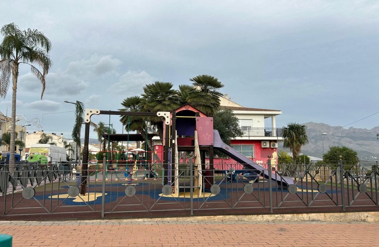 Reventa - Apartamento / piso -
La Nucía - La Nucia Centro