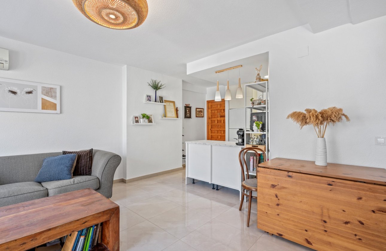 Reventa - Apartamento / piso -
La Nucía - La Nucia Centro