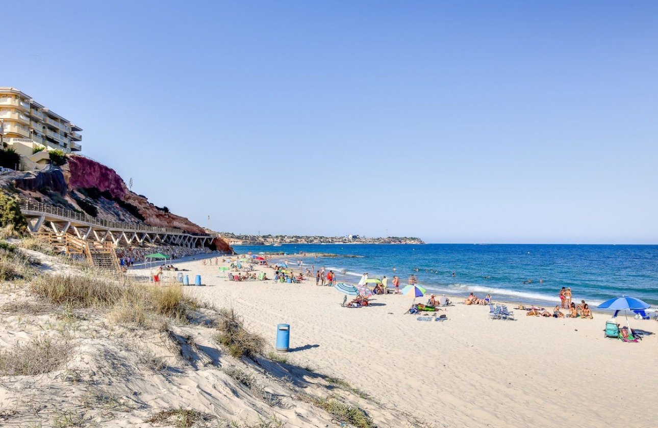 Reventa - Apartamento / piso -
Orihuela - Campoamor