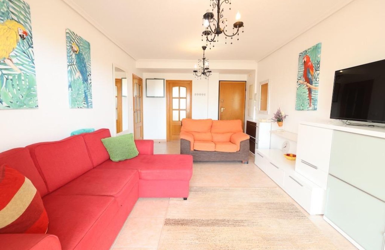 Reventa - Apartamento / piso -
Orihuela Costa - Campoamor