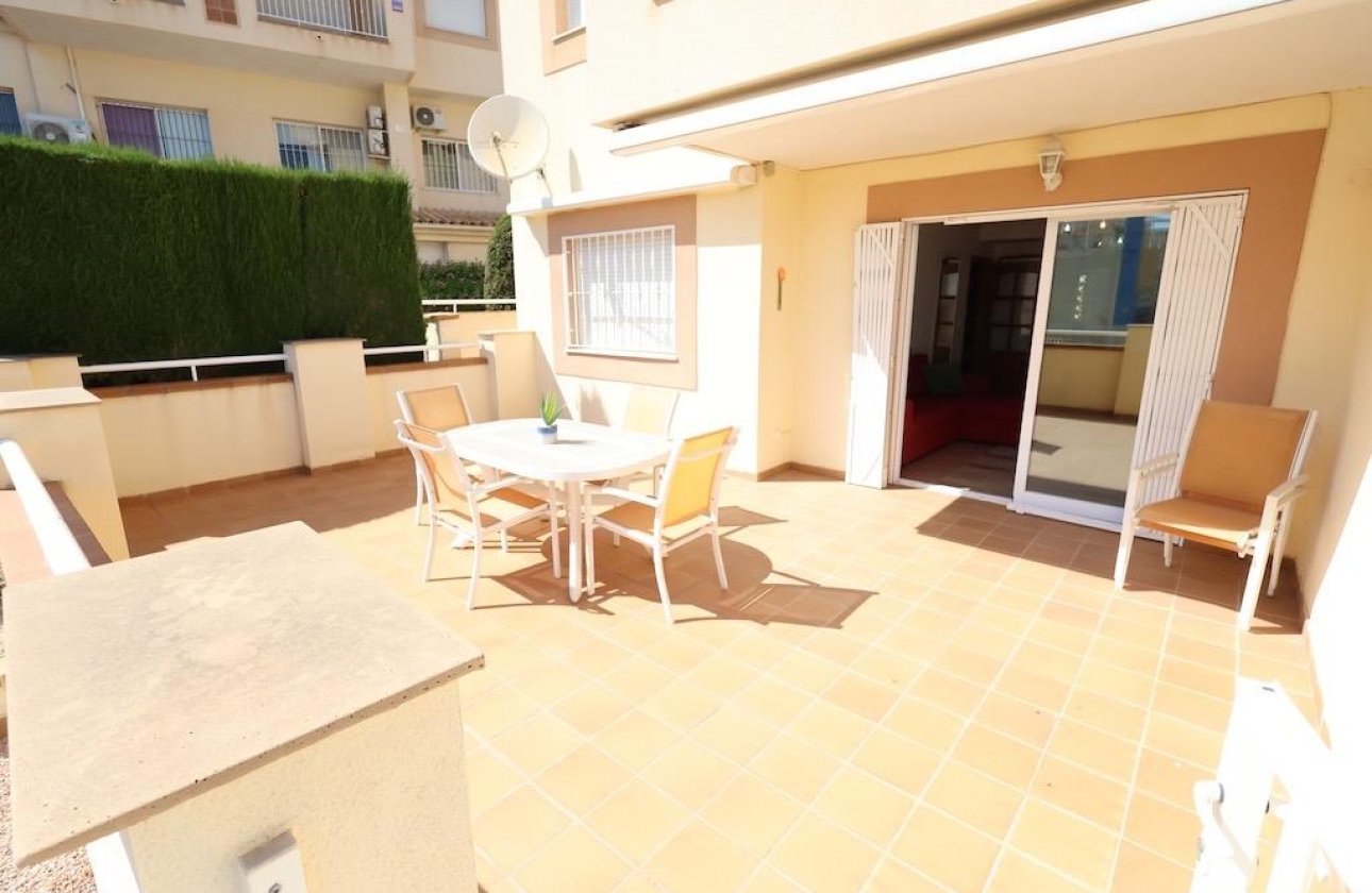 Reventa - Apartamento / piso -
Orihuela Costa - Campoamor