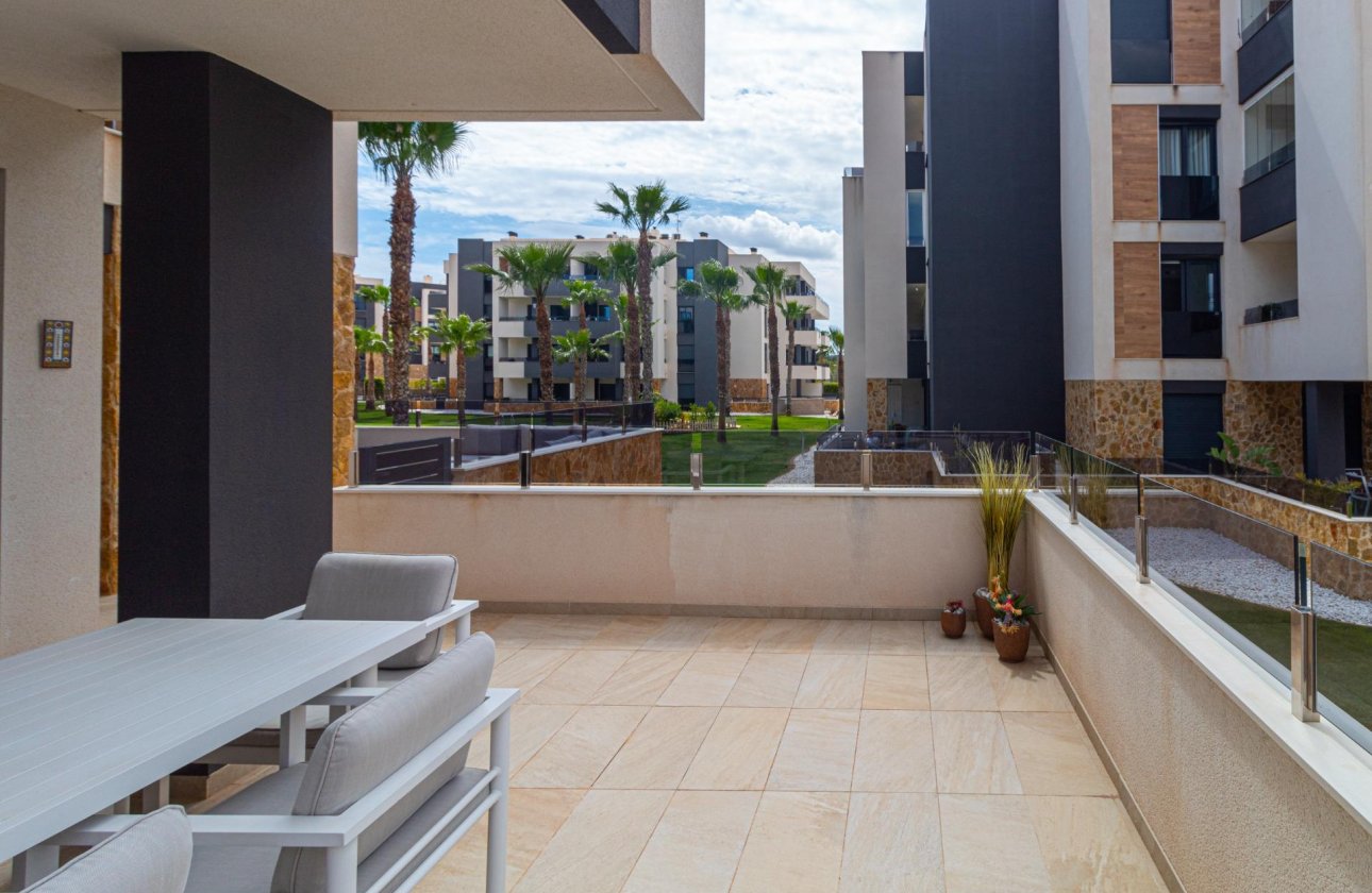 Reventa - Apartamento / piso -
Orihuela Costa - La Florida