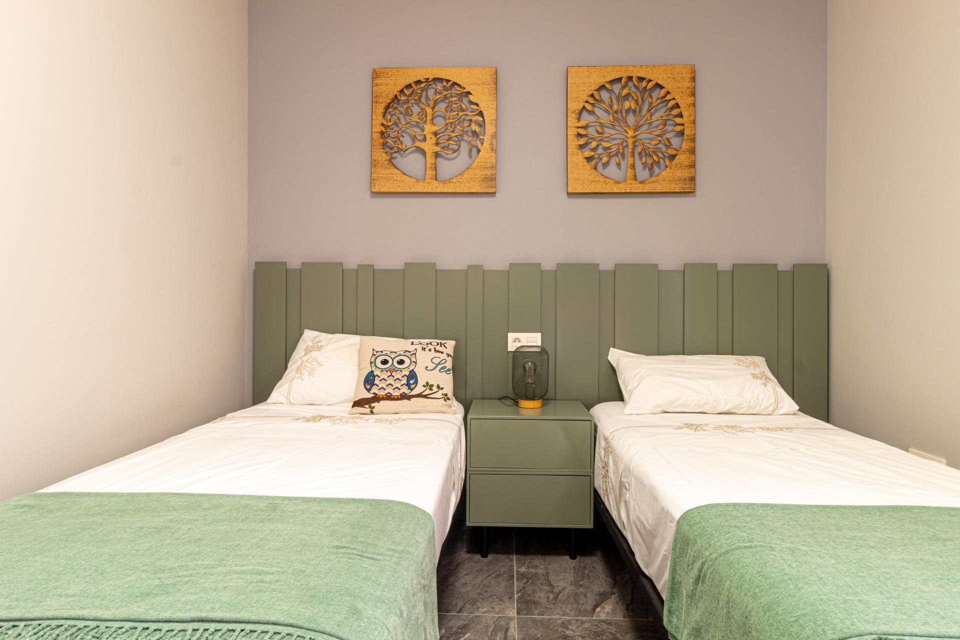 Reventa - Apartamento / piso -
Orihuela Costa - La Florida