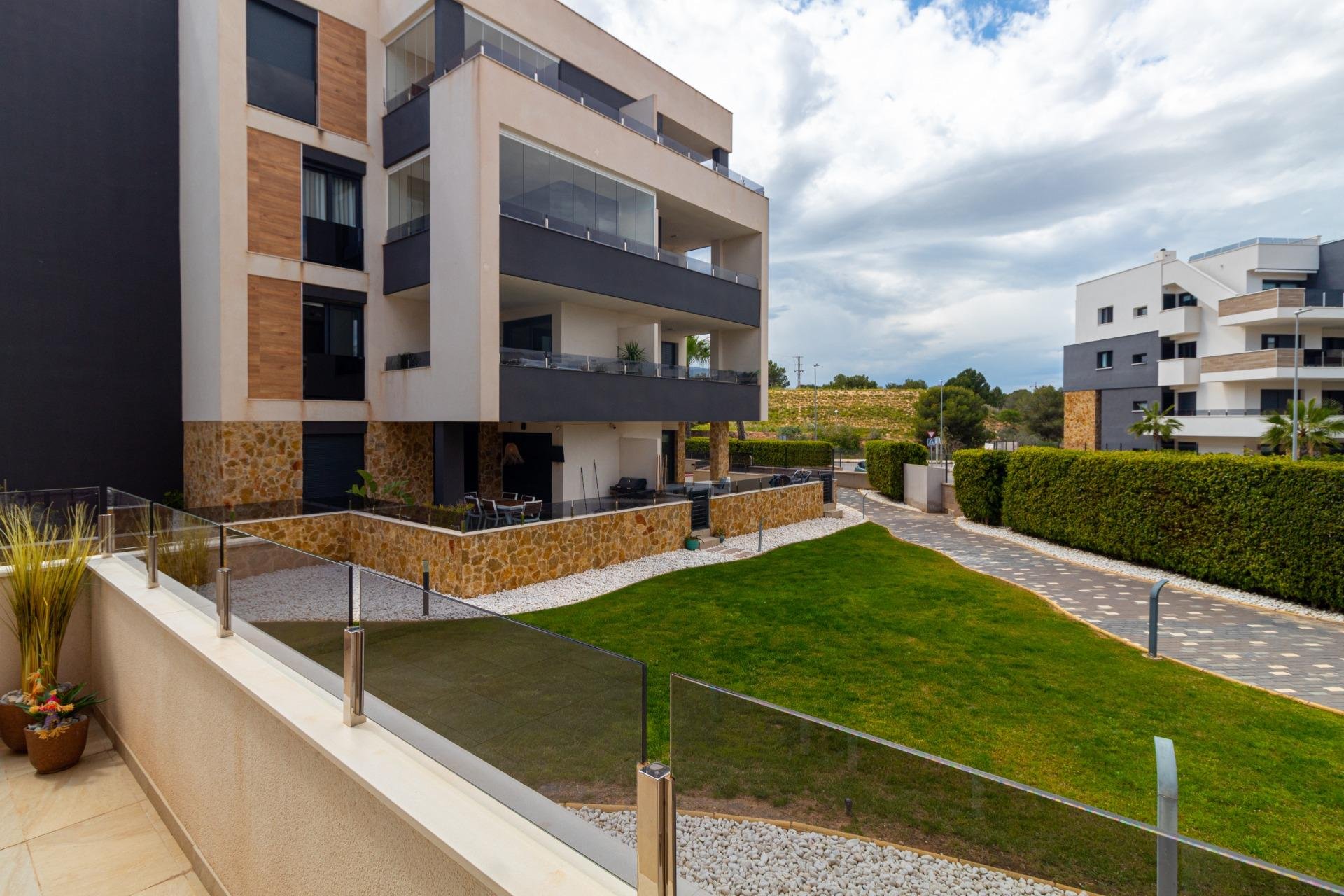 Reventa - Apartamento / piso -
Orihuela Costa - La Florida