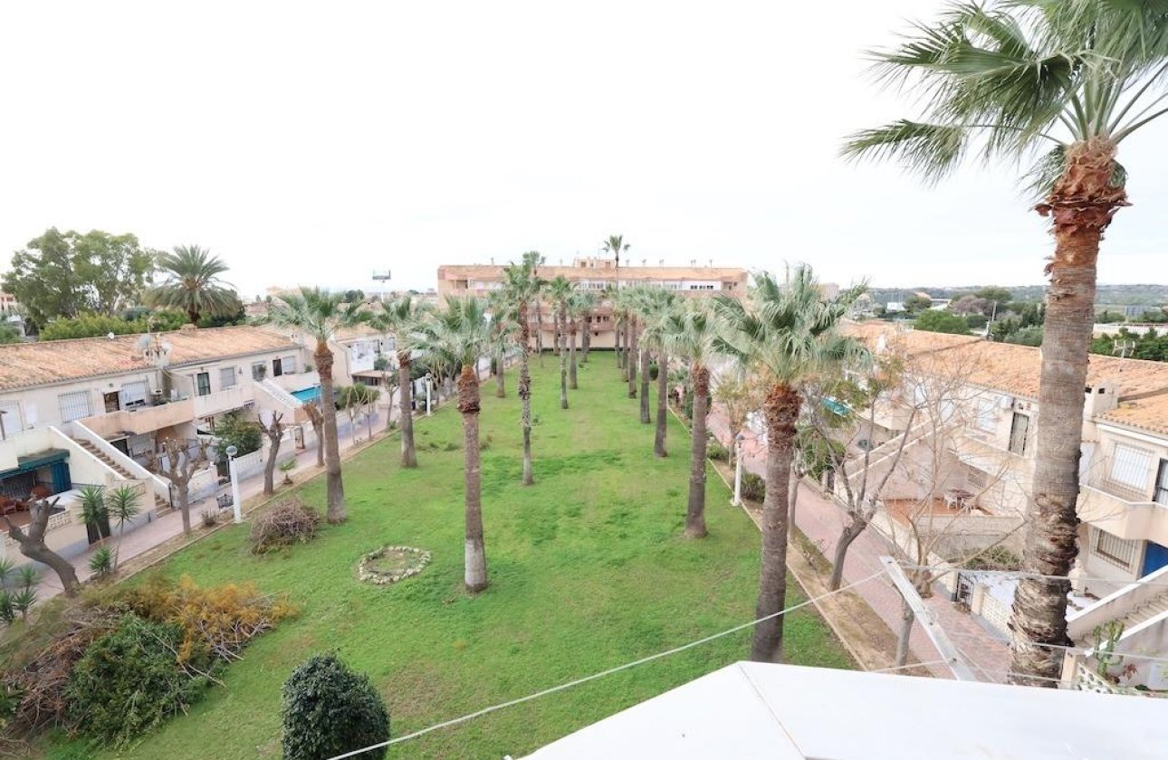 Reventa - Apartamento / piso -
Orihuela Costa - La Regia