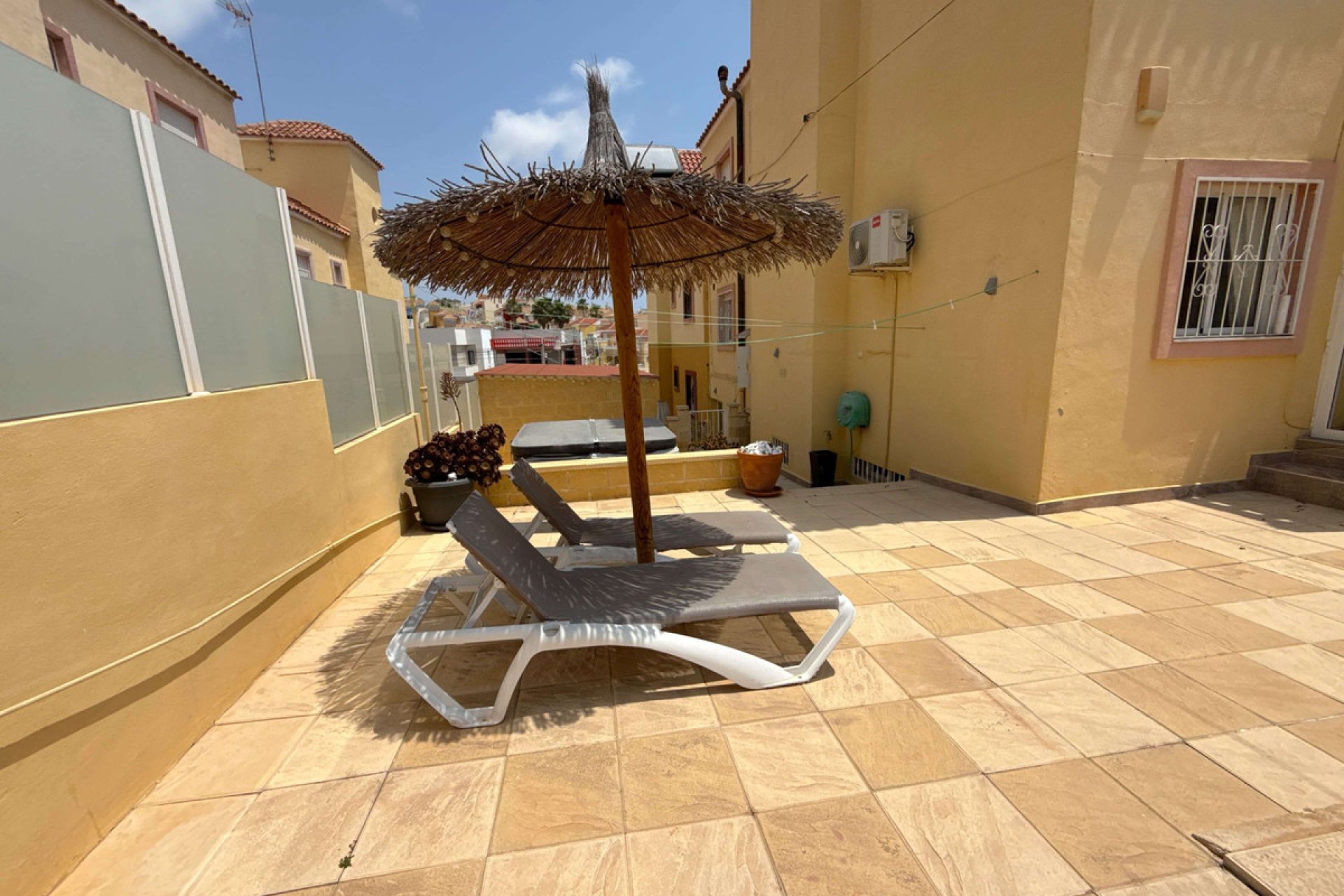 Reventa - Apartamento / piso -
Orihuela - El Galan