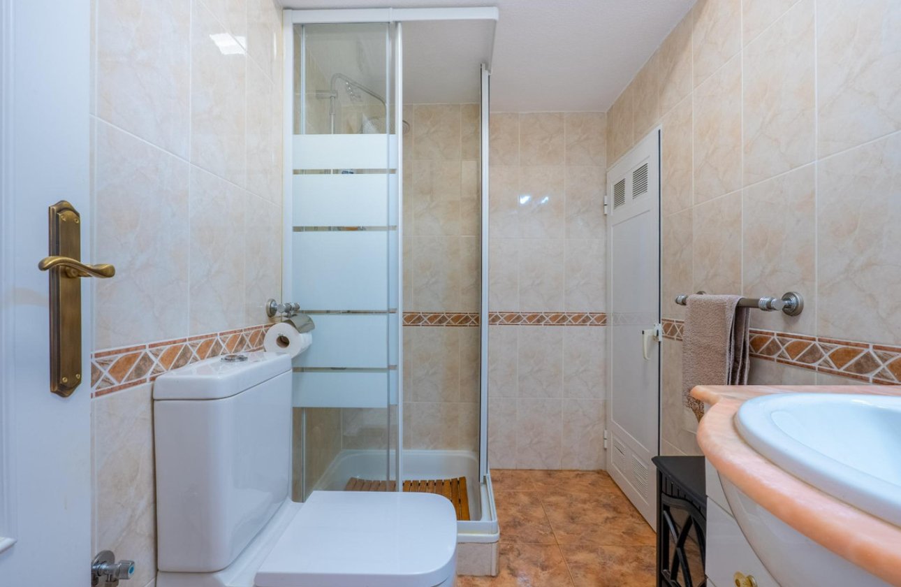 Reventa - Apartamento / piso -
Orihuela - La Regia