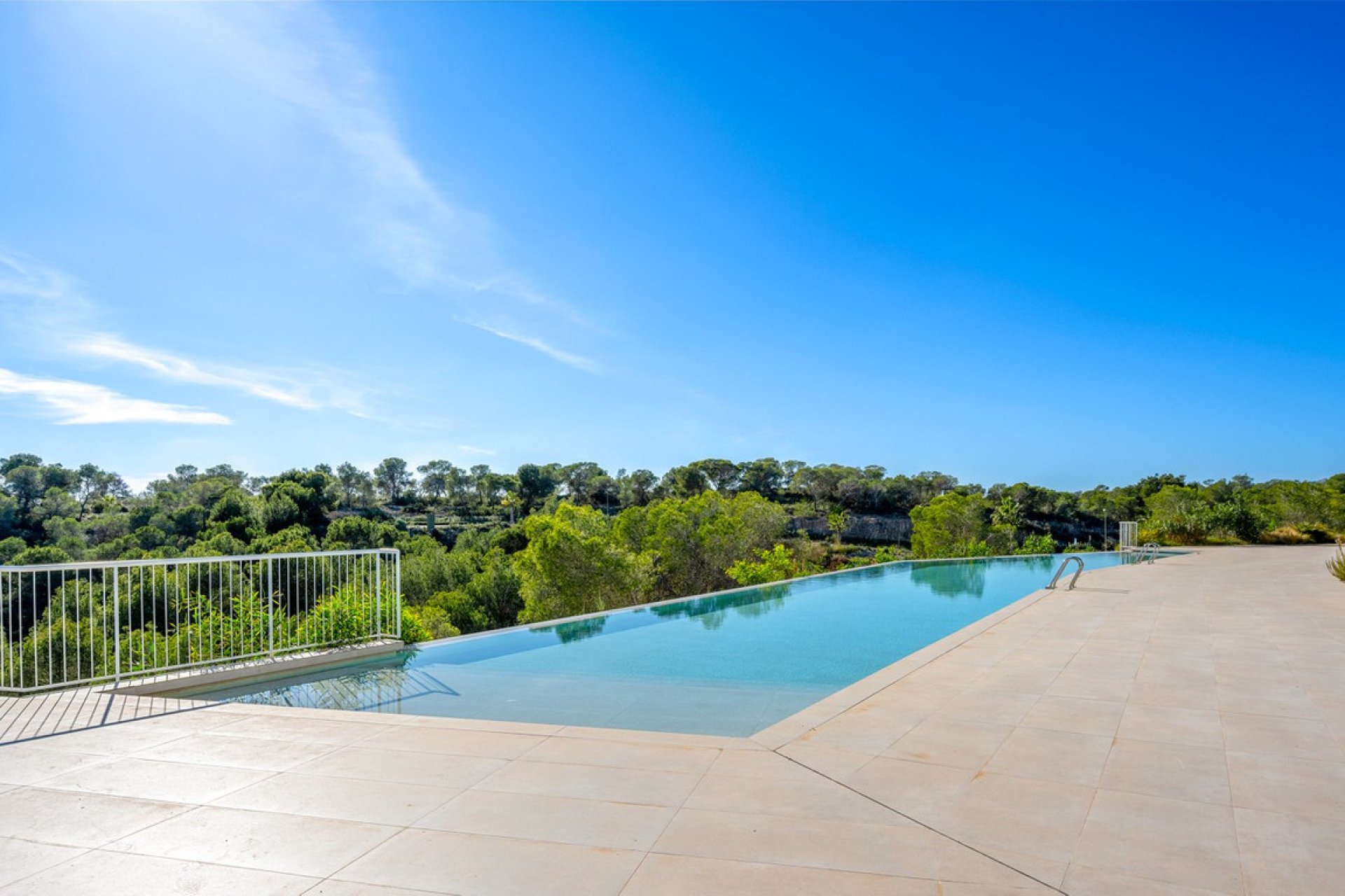 Reventa - Apartamento / piso -
Orihuela - Las Colinas Golf