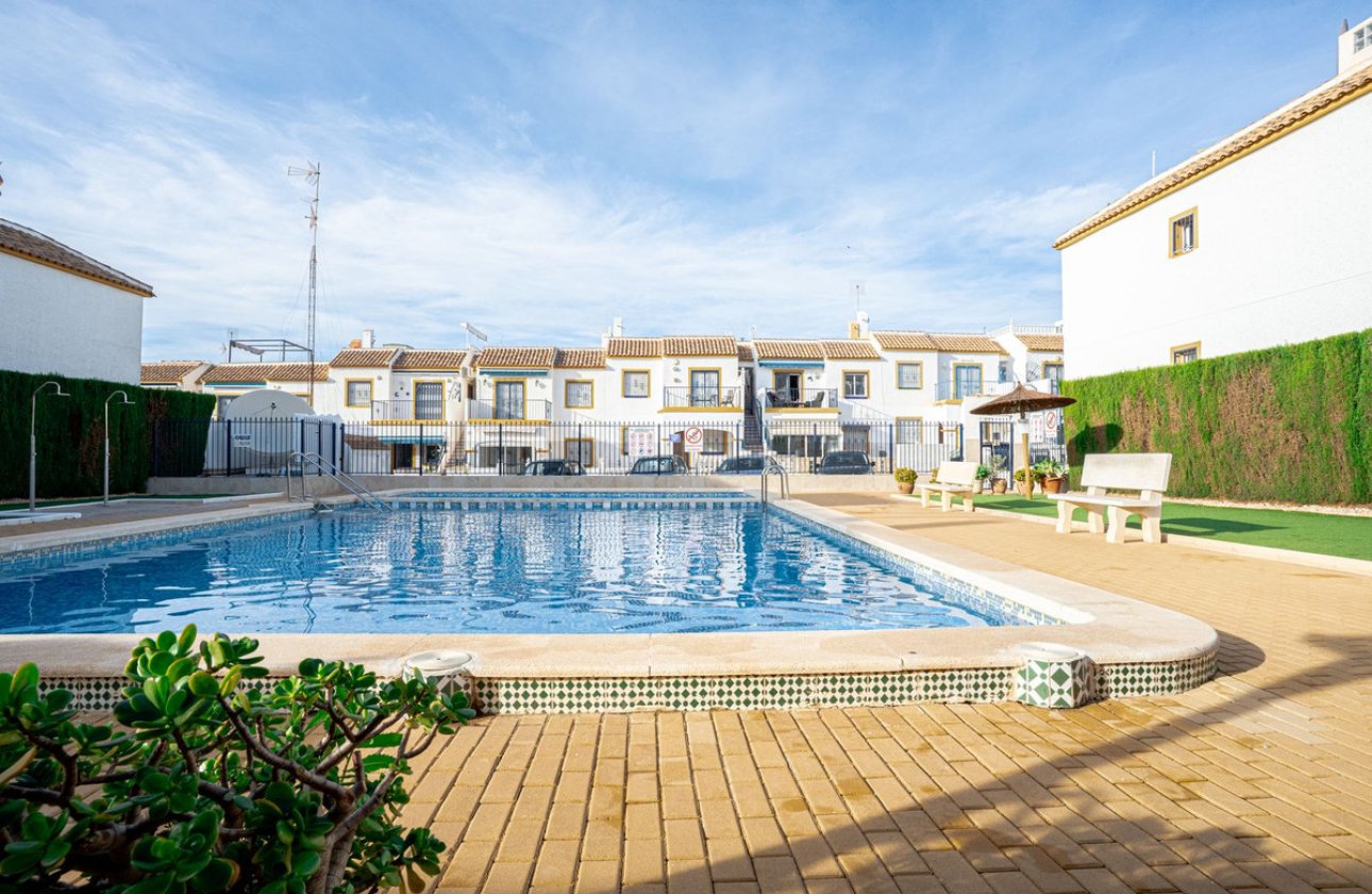 Reventa - Apartamento / piso -
Orihuela - Los Altos