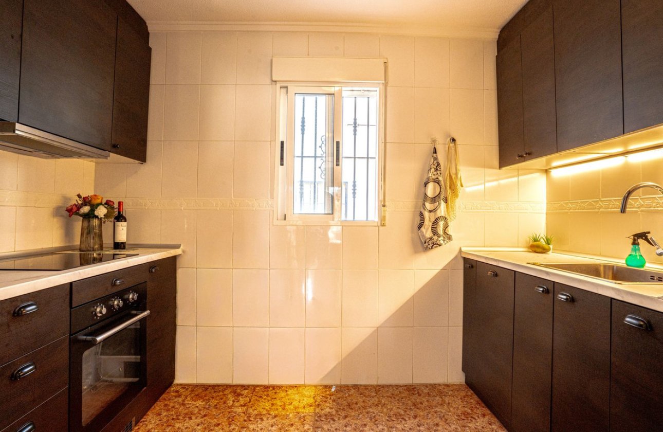 Reventa - Apartamento / piso -
Orihuela - Los Altos