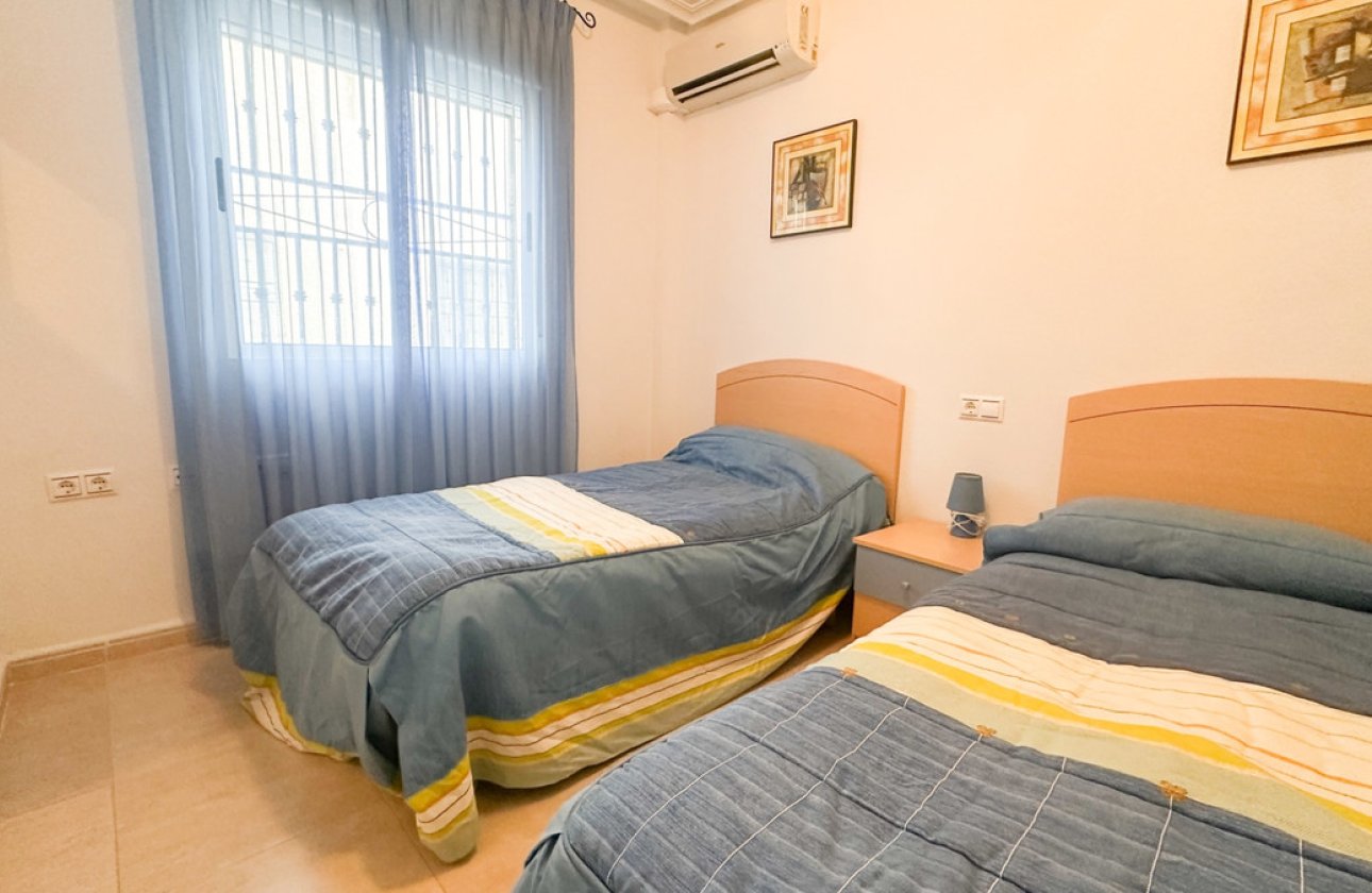 Reventa - Apartamento / piso -
Orihuela - Los Altos