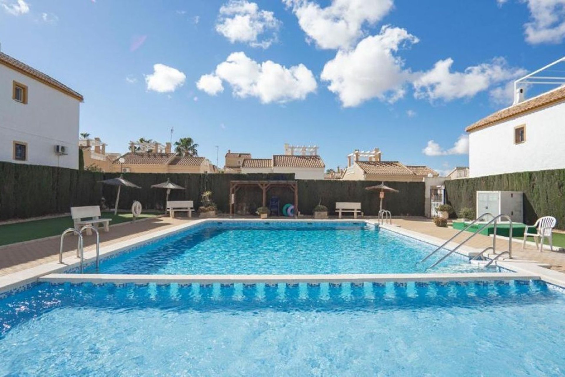 Reventa - Apartamento / piso -
Orihuela - Los Altos