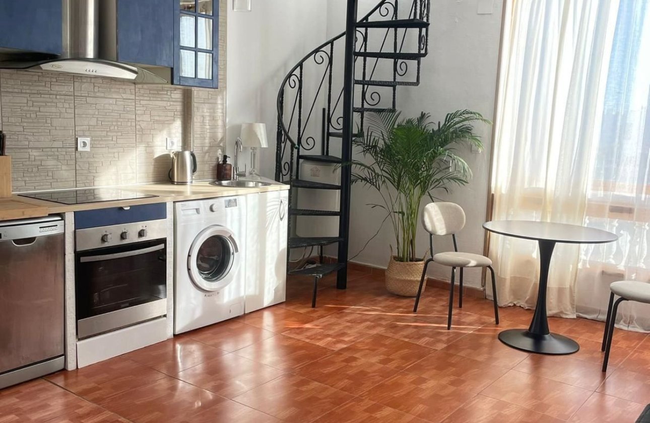 Reventa - Apartamento / piso -
Orihuela - Los Altos