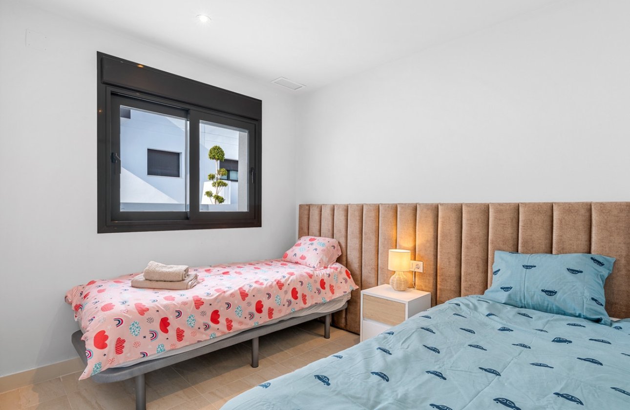 Reventa - Apartamento / piso -
Orihuela - Los Balcones