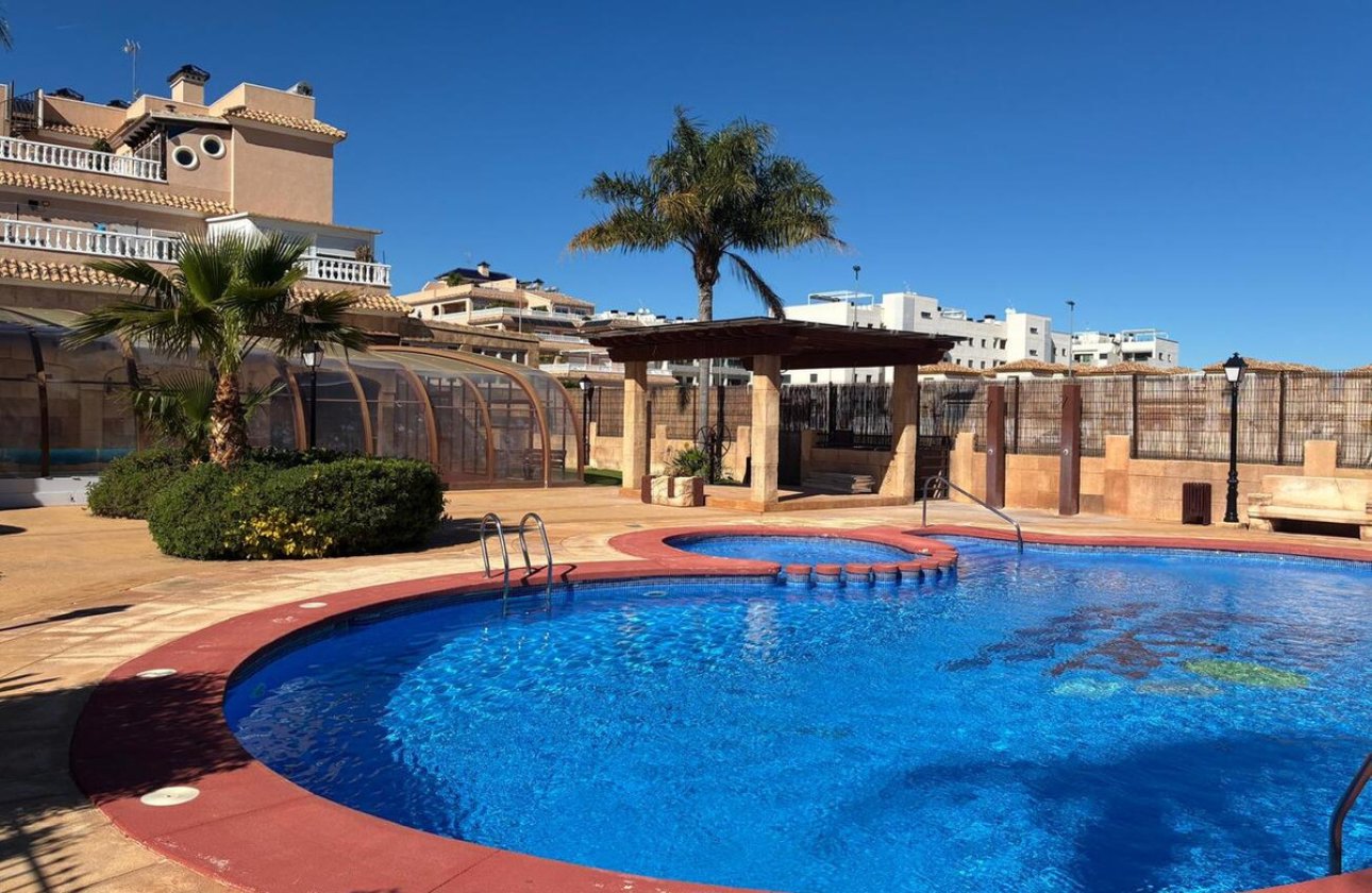Reventa - Apartamento / piso -
Orihuela - Los Dolses