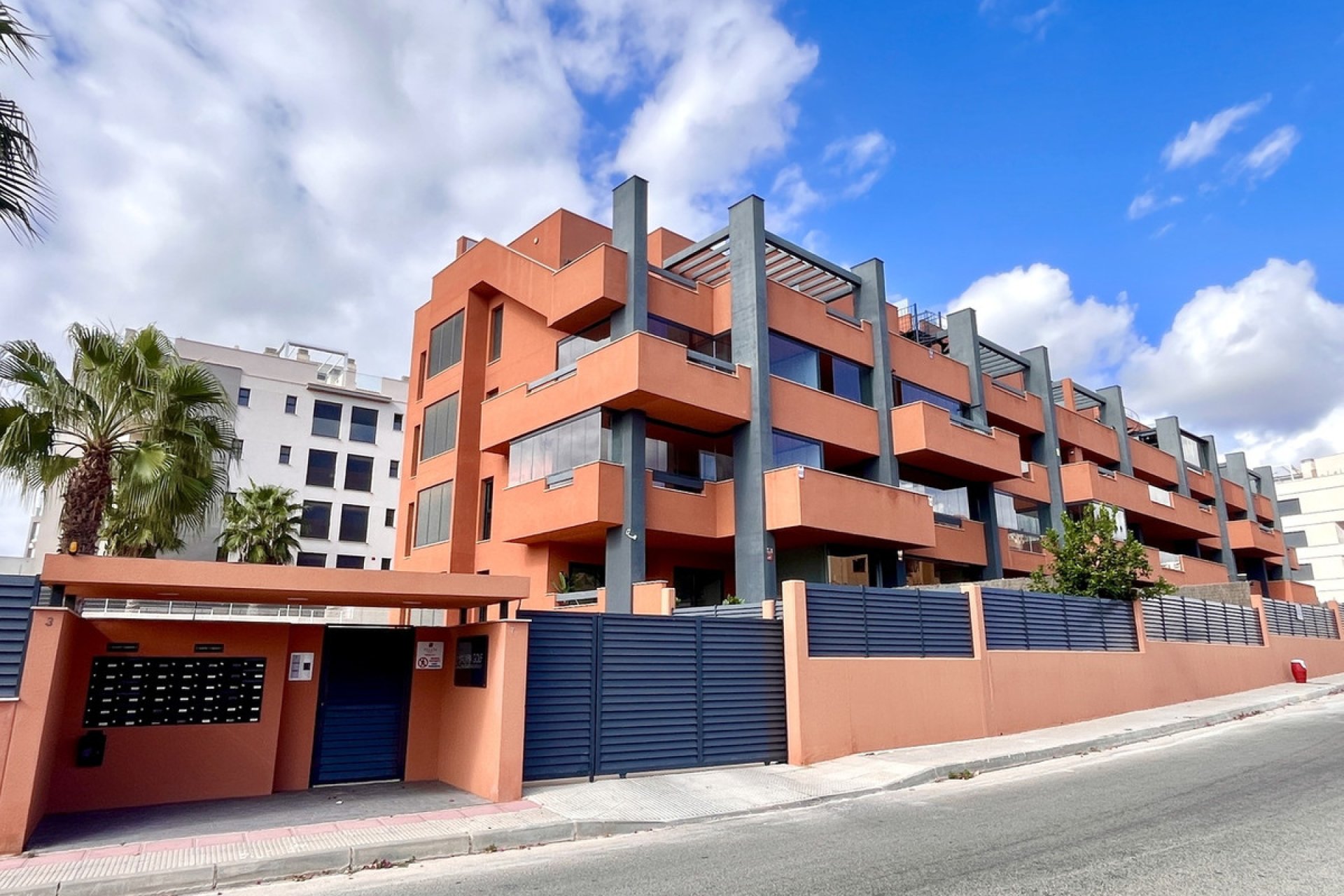 Reventa - Apartamento / piso -
Orihuela - Los Dolses